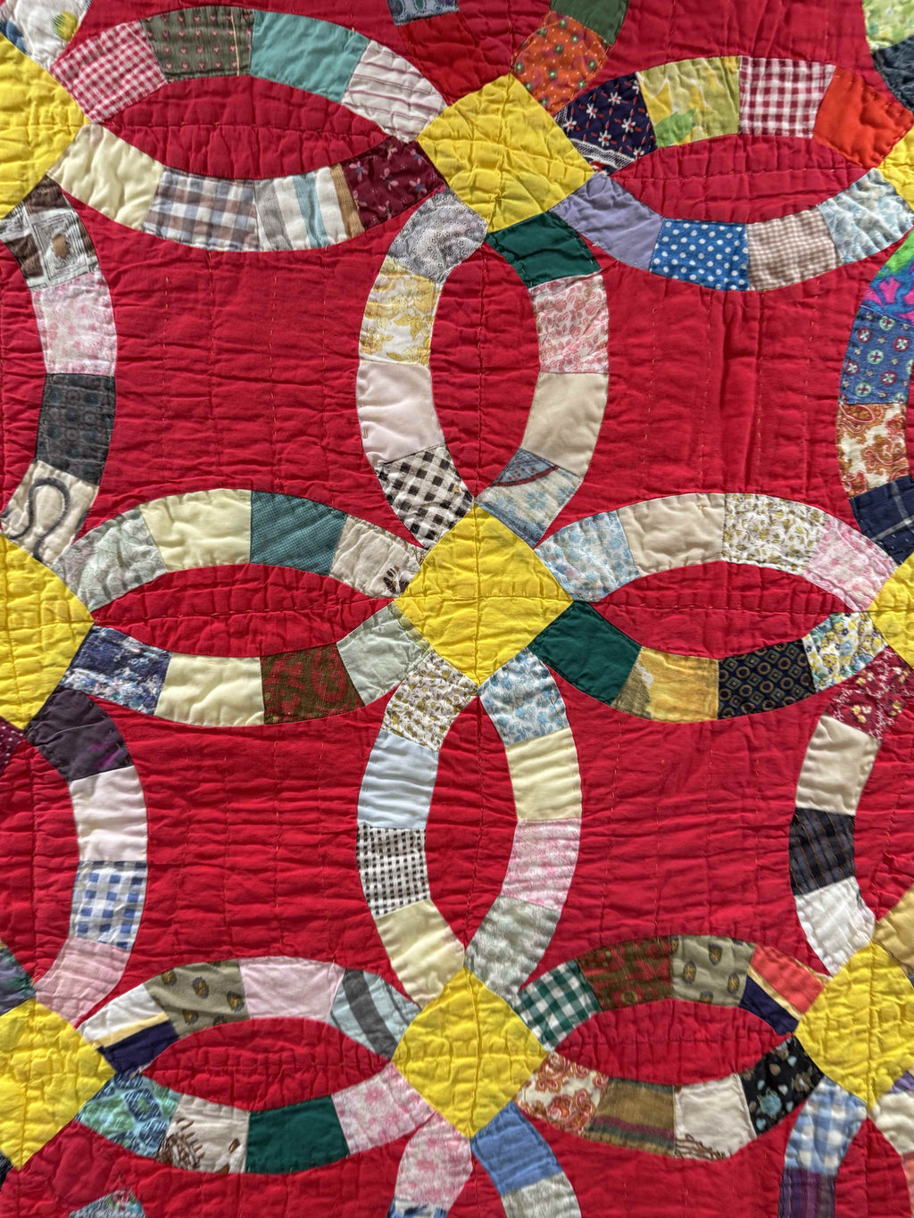 Vintage Double Wedding Ring Quilt