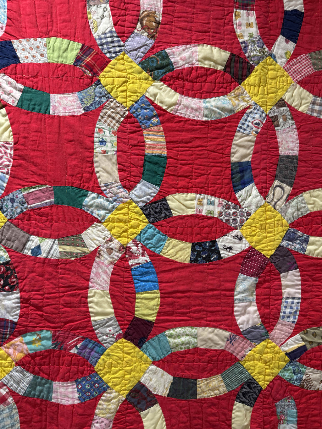 Vintage Double Wedding Ring Quilt