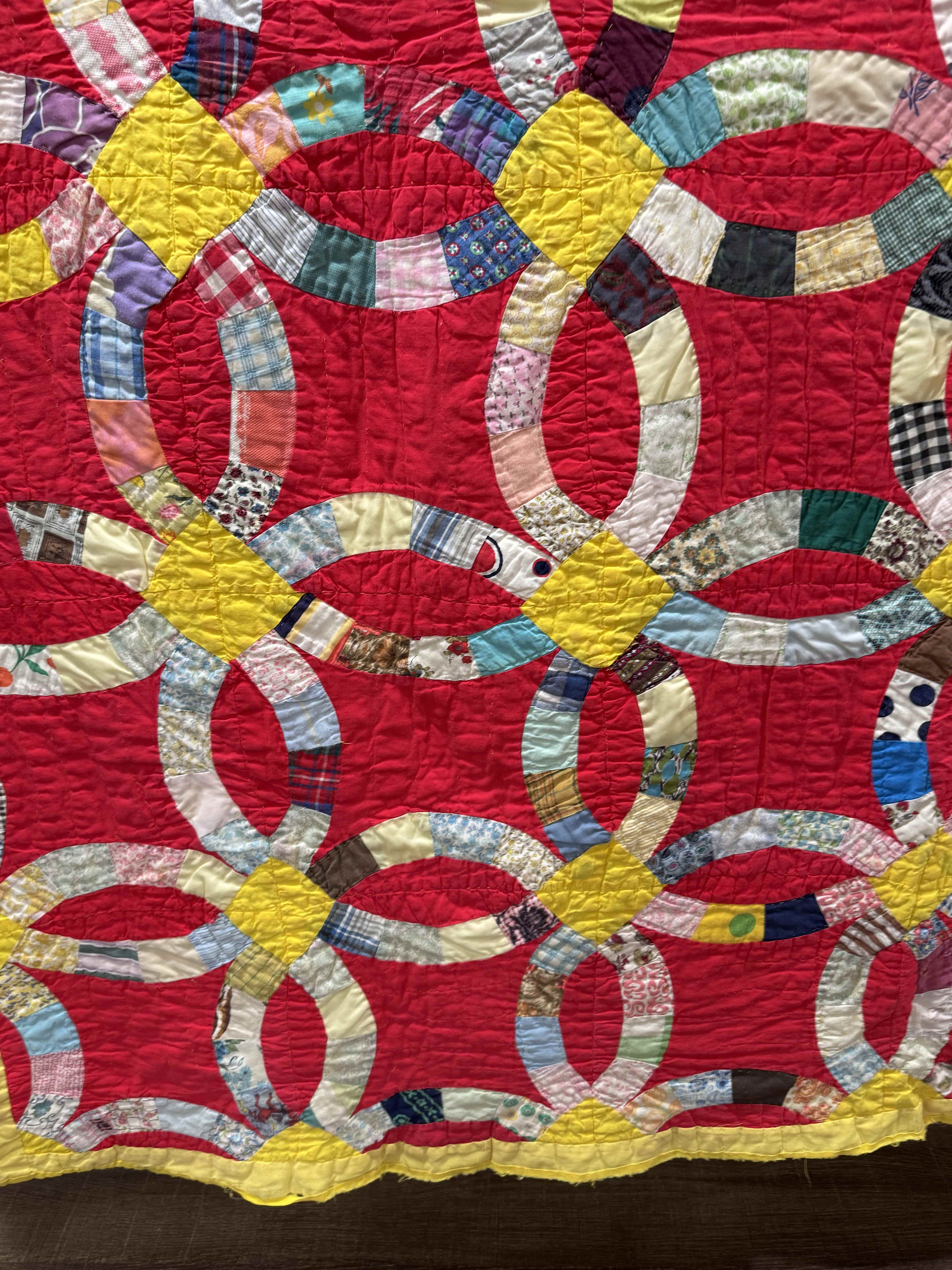 Vintage Double Wedding Ring Quilt