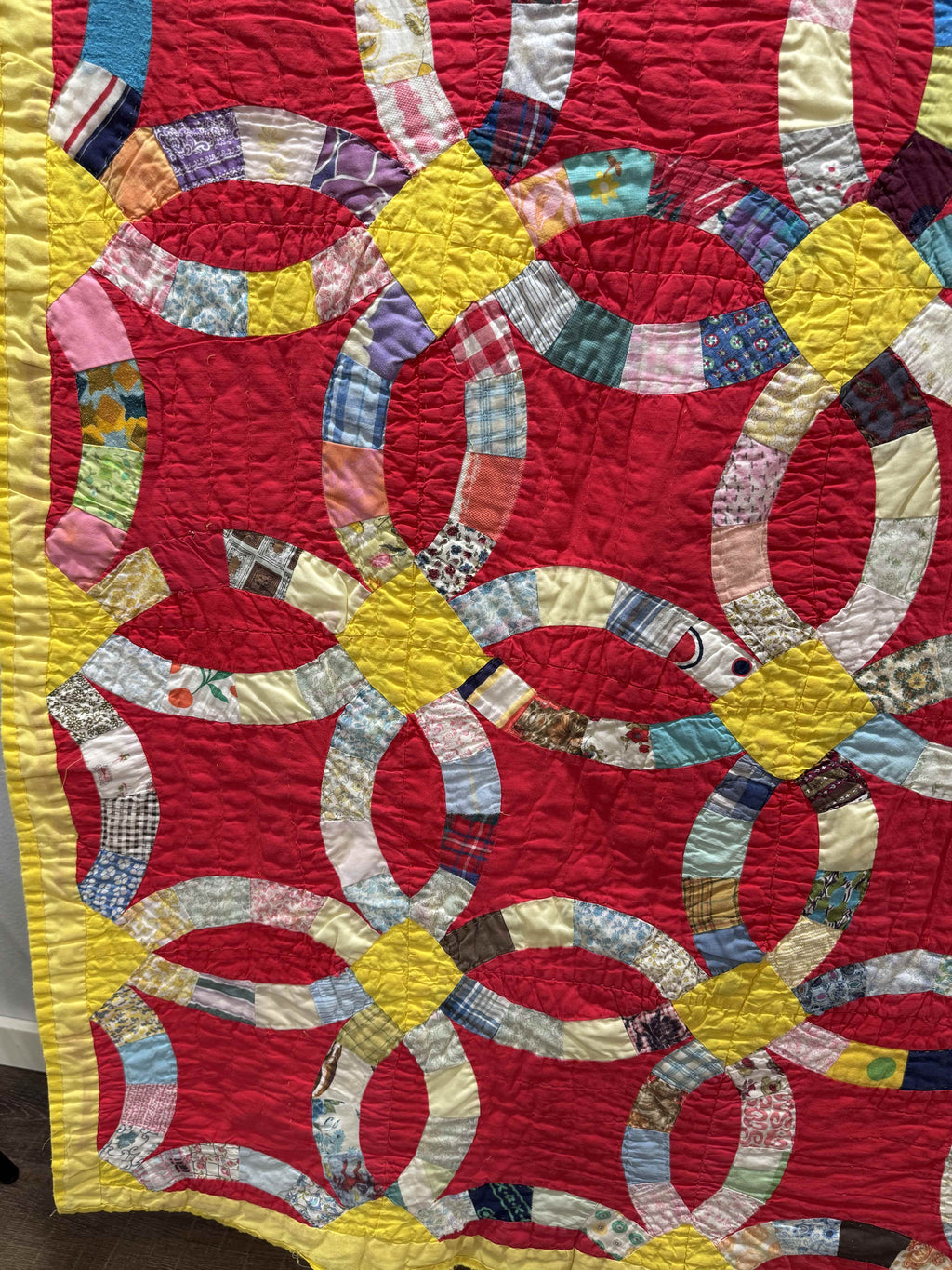 Vintage Double Wedding Ring Quilt
