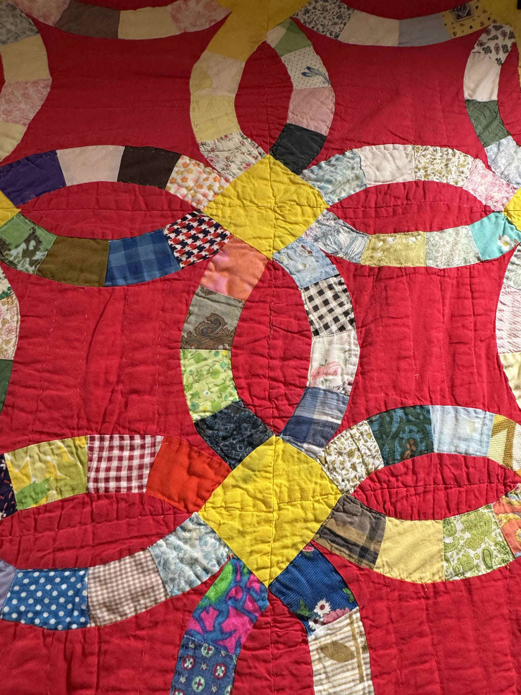 Vintage Double Wedding Ring Quilt