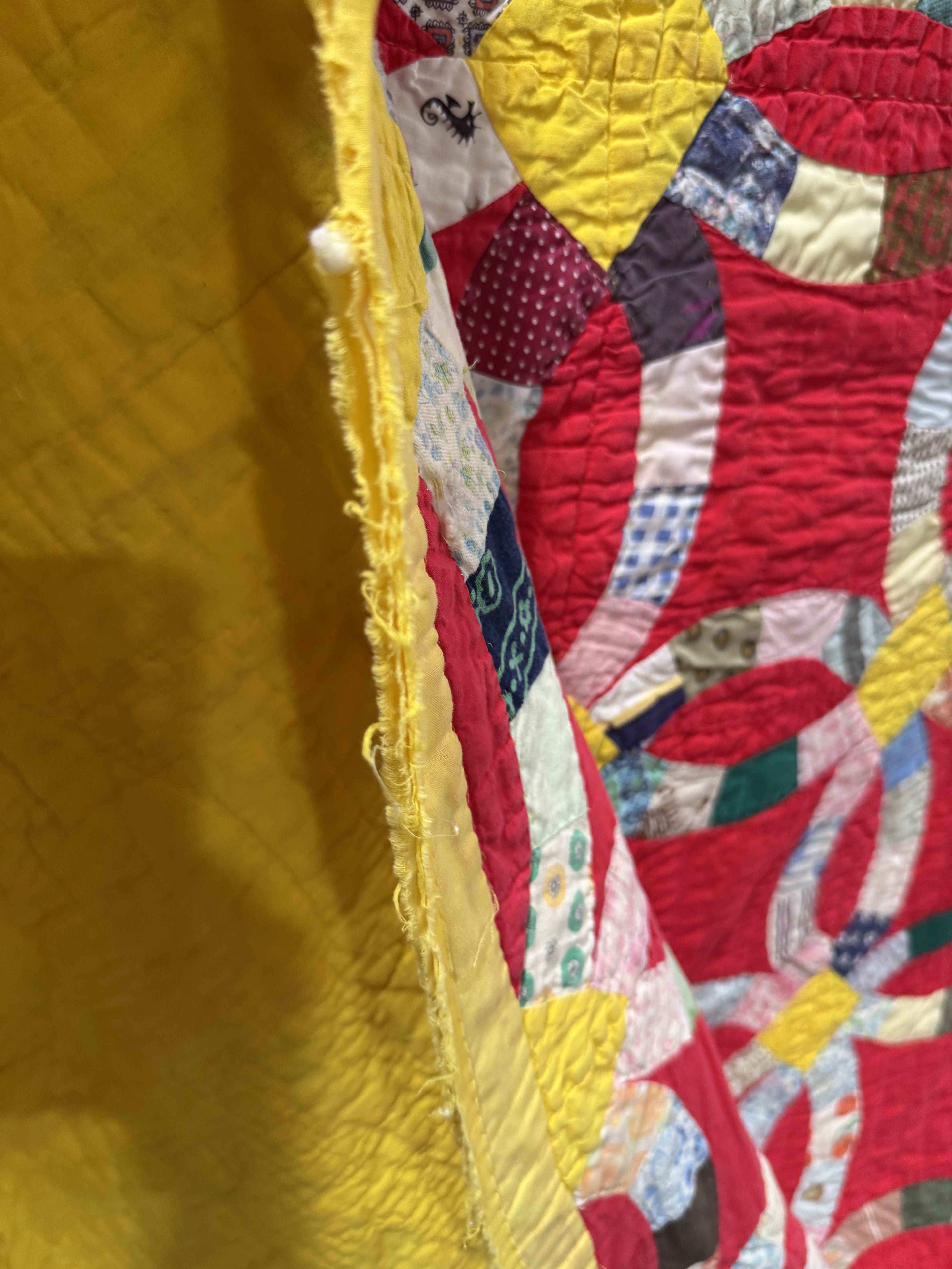 Vintage Double Wedding Ring Quilt