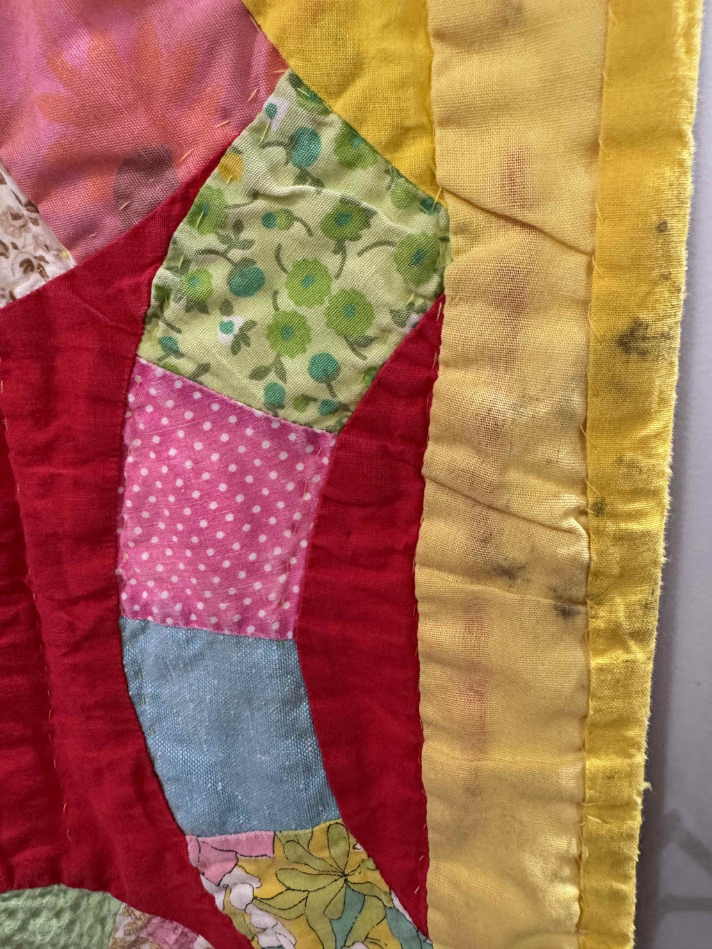 Vintage Double Wedding Ring Quilt