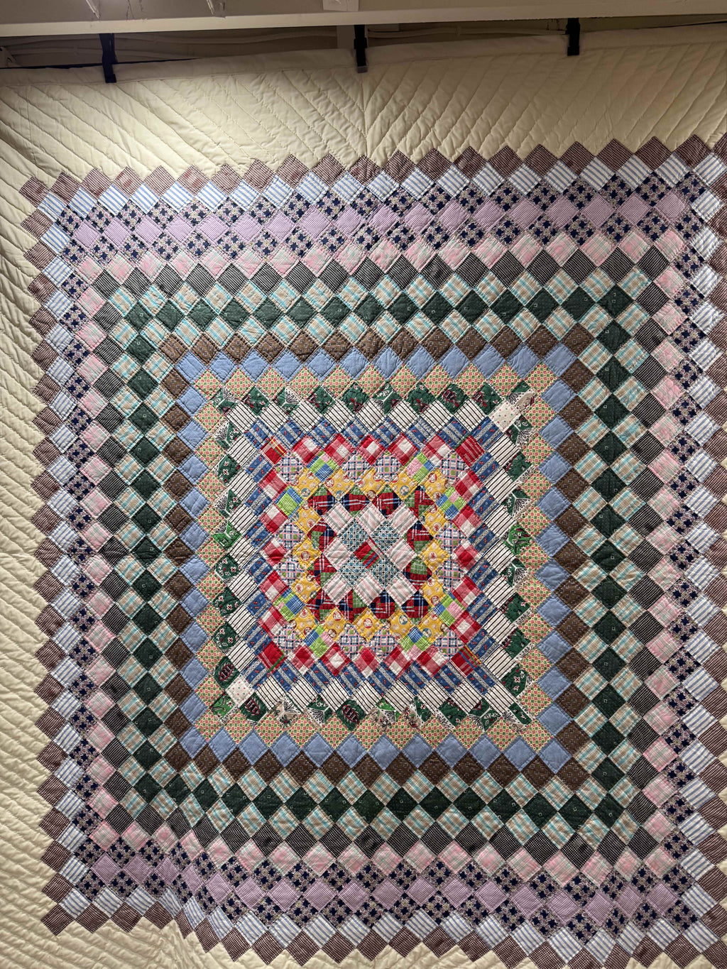 Vintage Trip Around the World Quilt