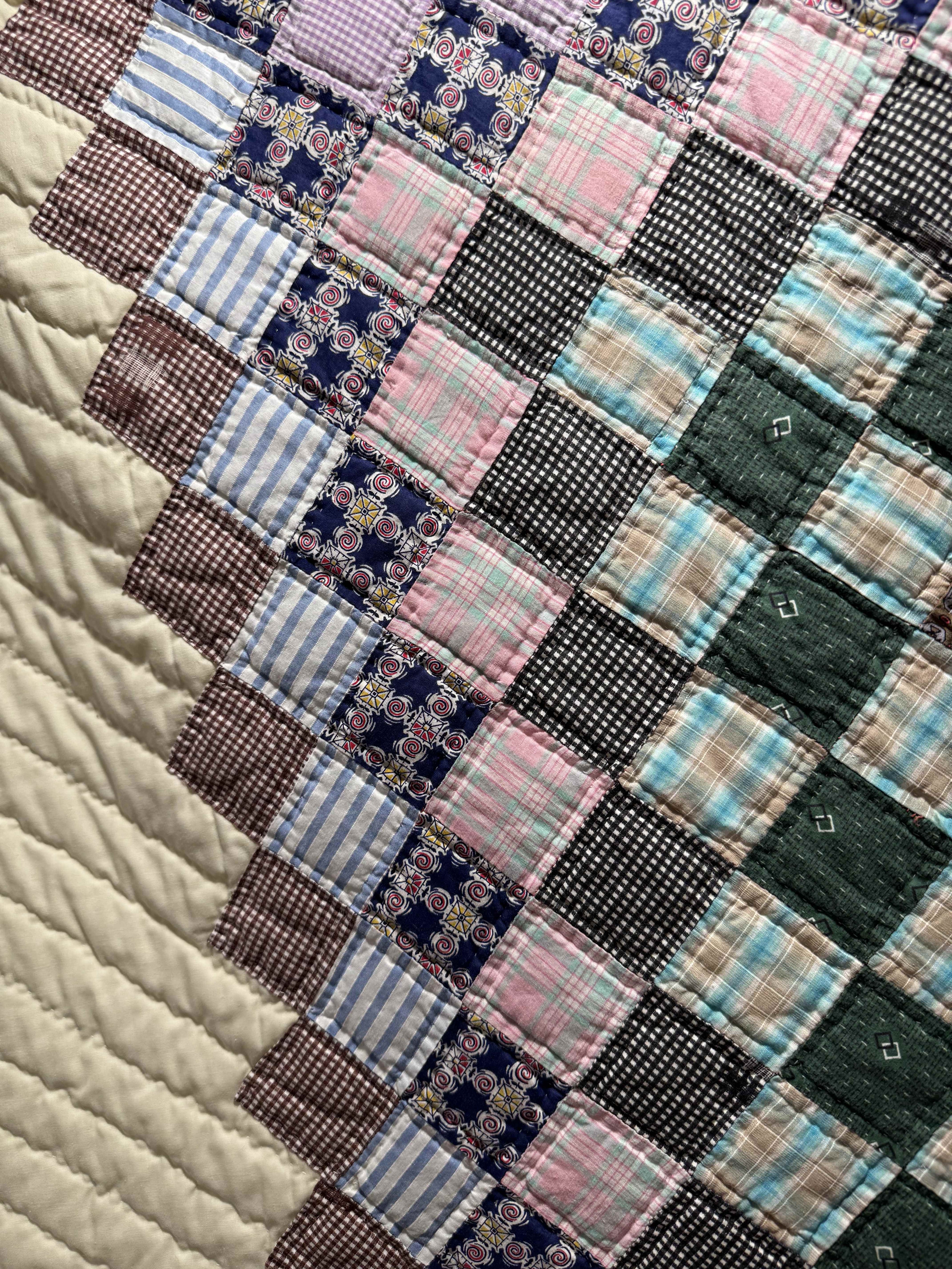 Vintage Trip Around the World Quilt