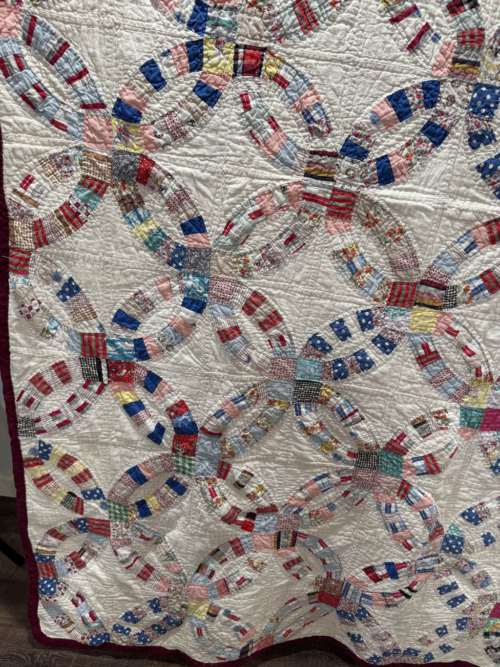 Vintage Double Wedding Ring Quilt