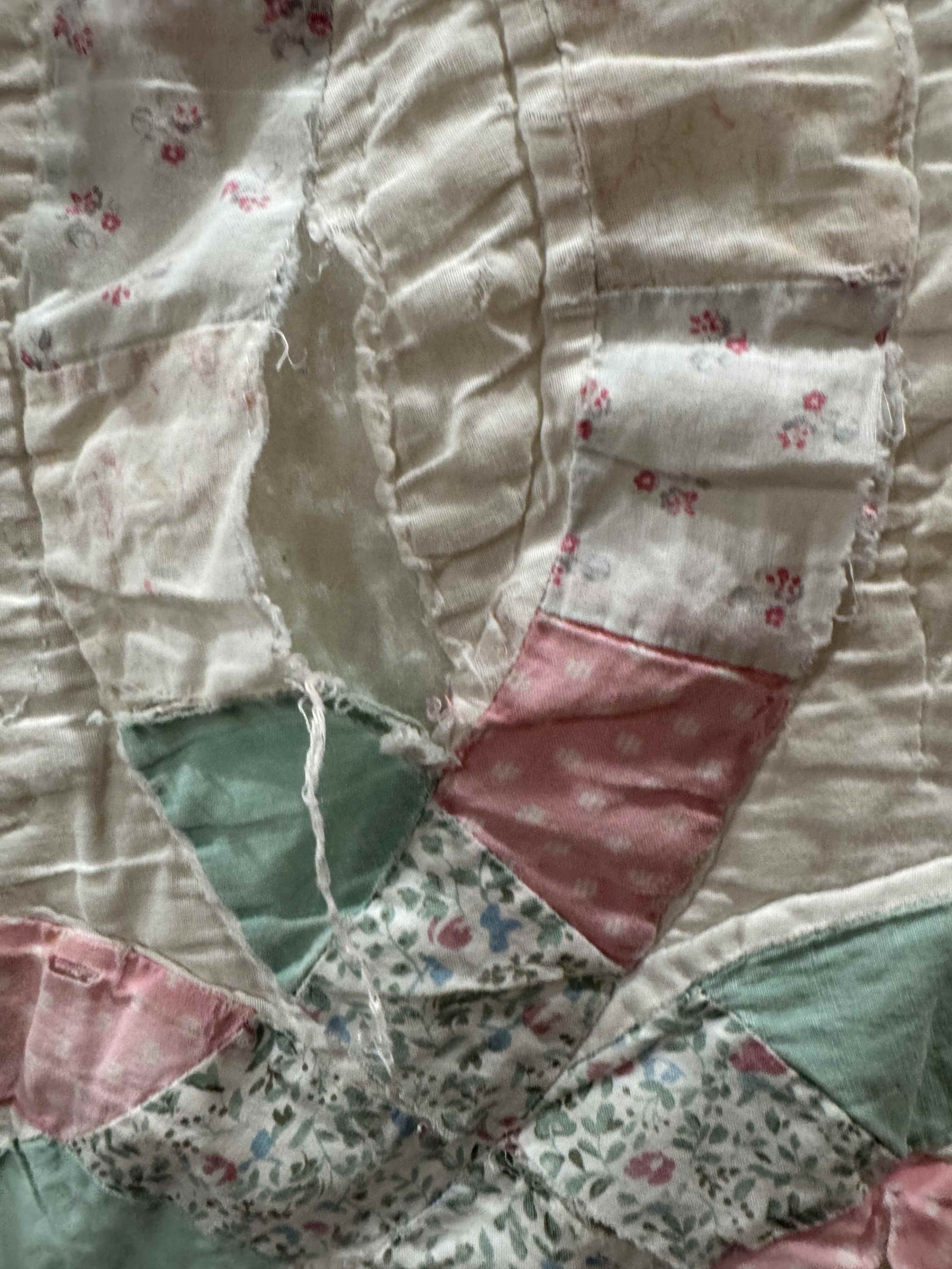Vintage Double Wedding Ring Quilt