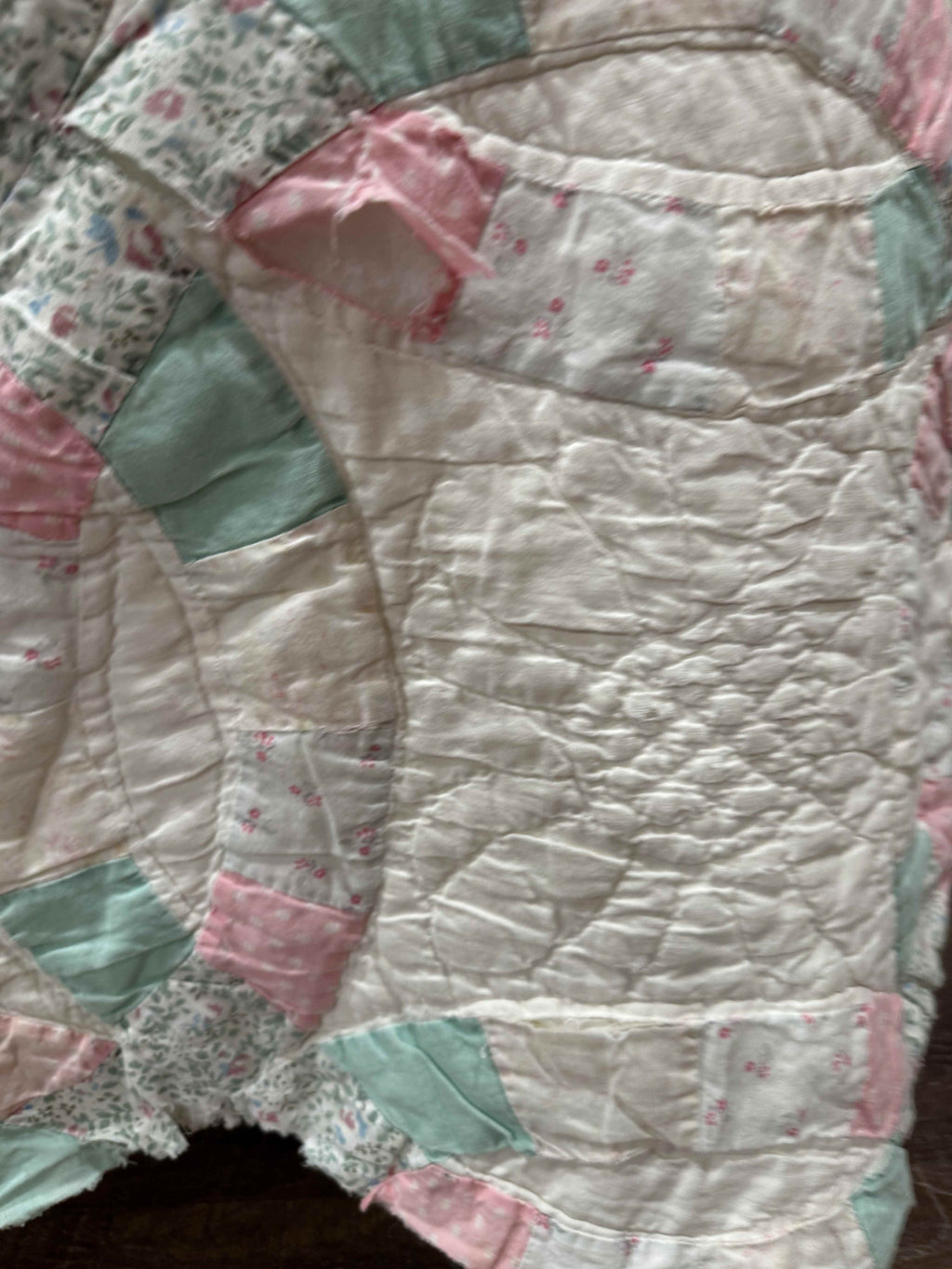 Vintage Double Wedding Ring Quilt
