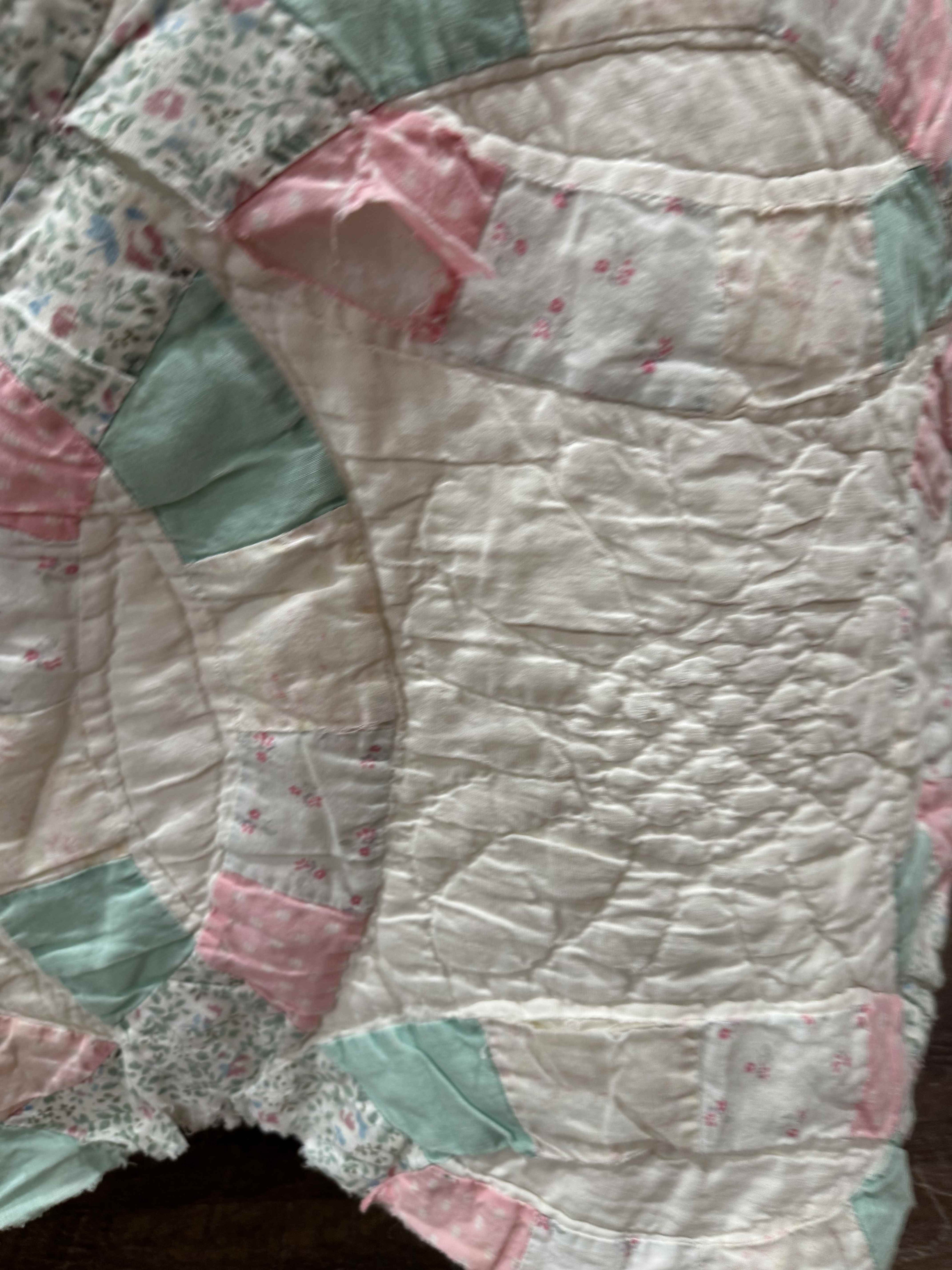 Vintage Double Wedding Ring Quilt