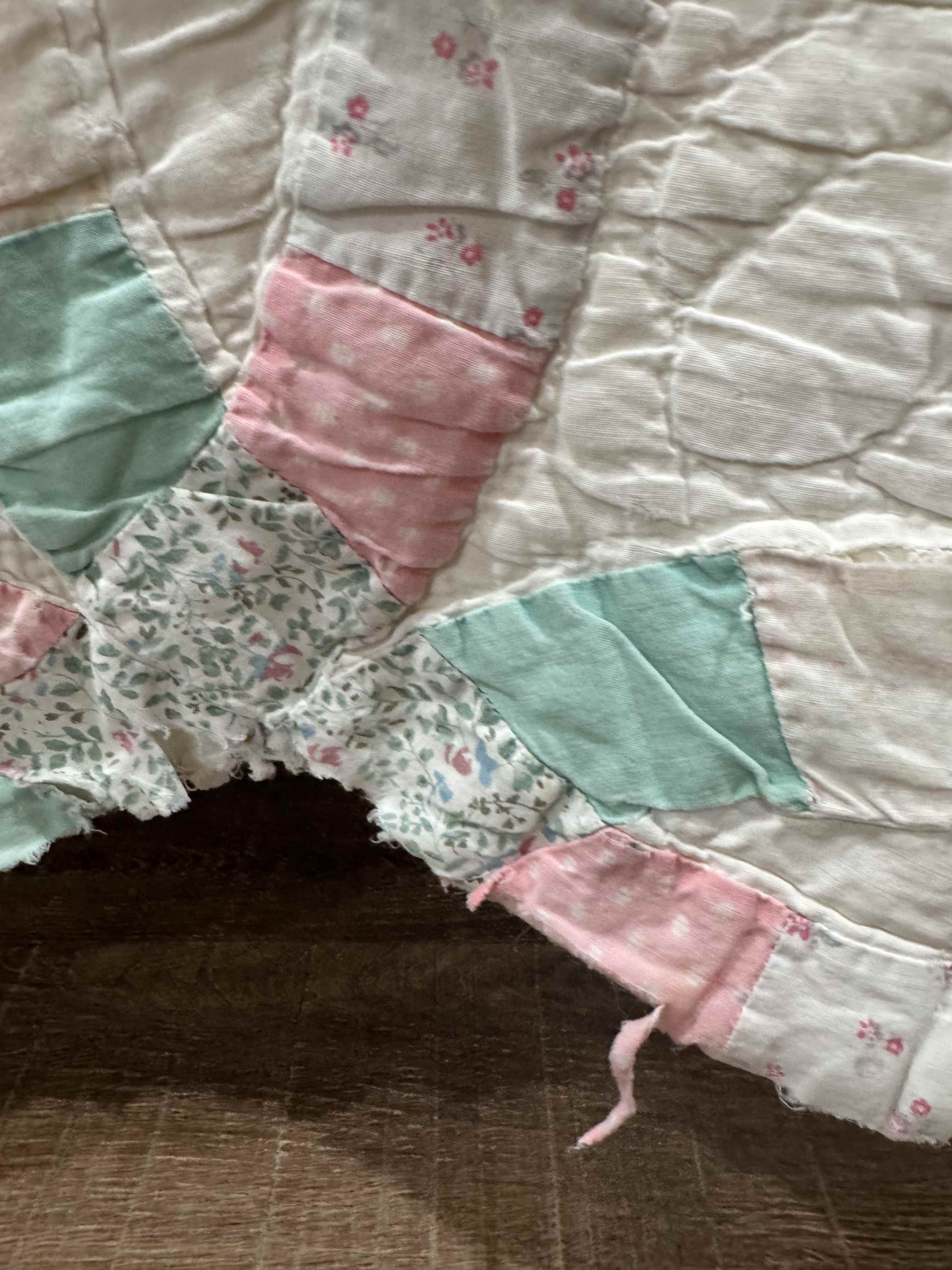 Vintage Double Wedding Ring Quilt