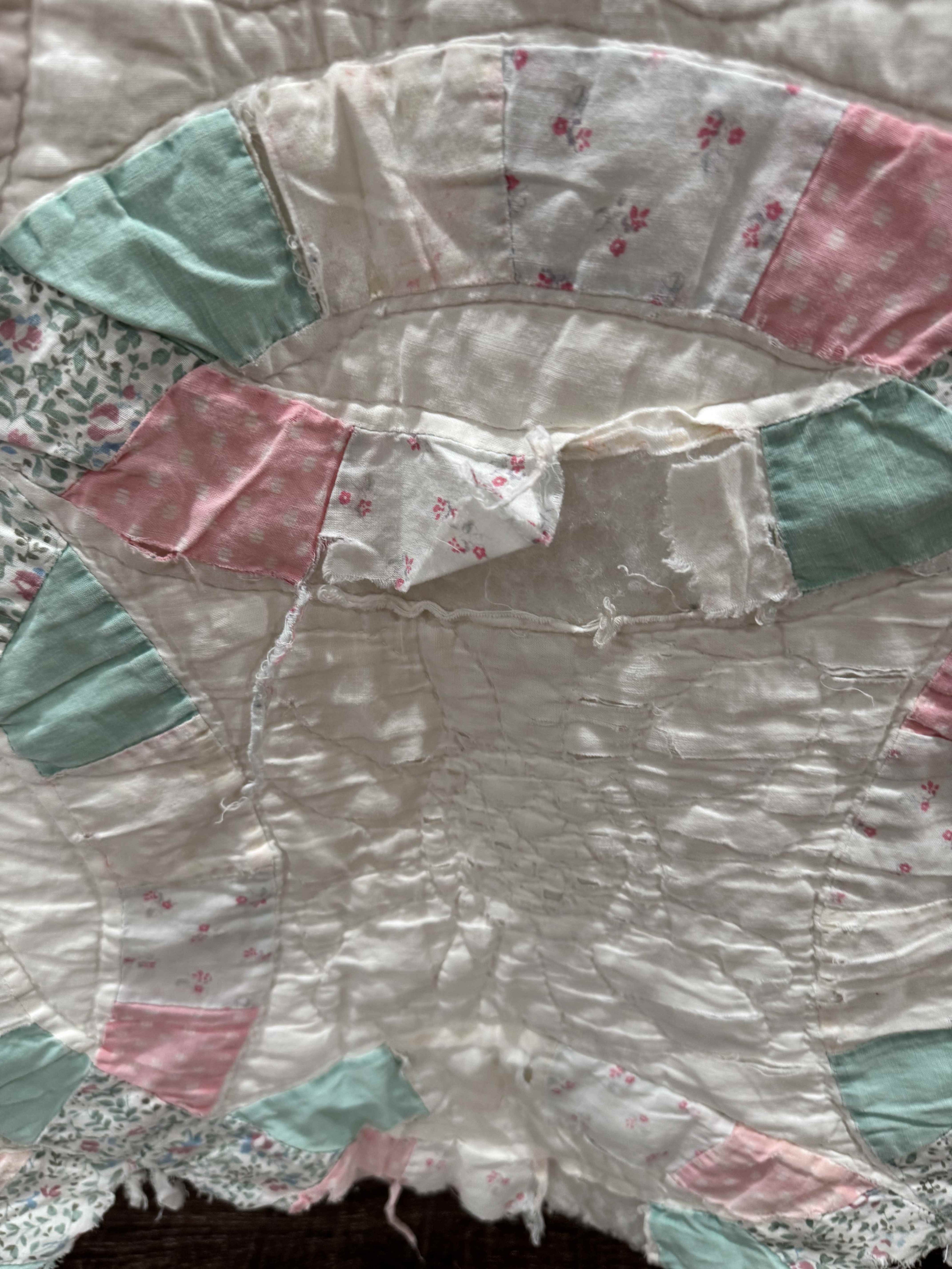 Vintage Double Wedding Ring Quilt