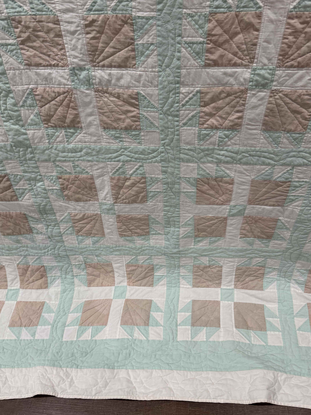 Vintage Trip Bear's Paw Quilt
