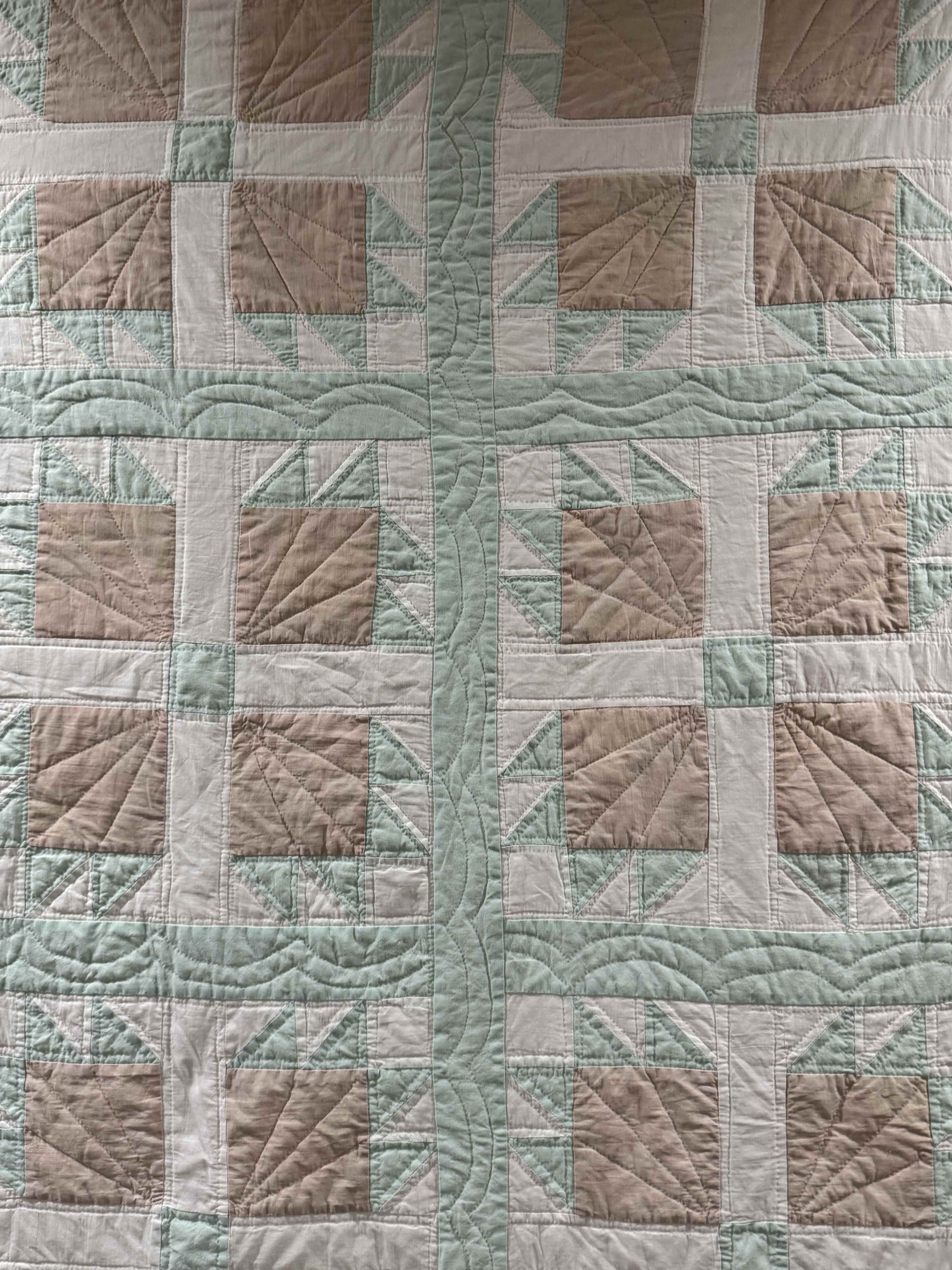 Vintage Trip Bear's Paw Quilt