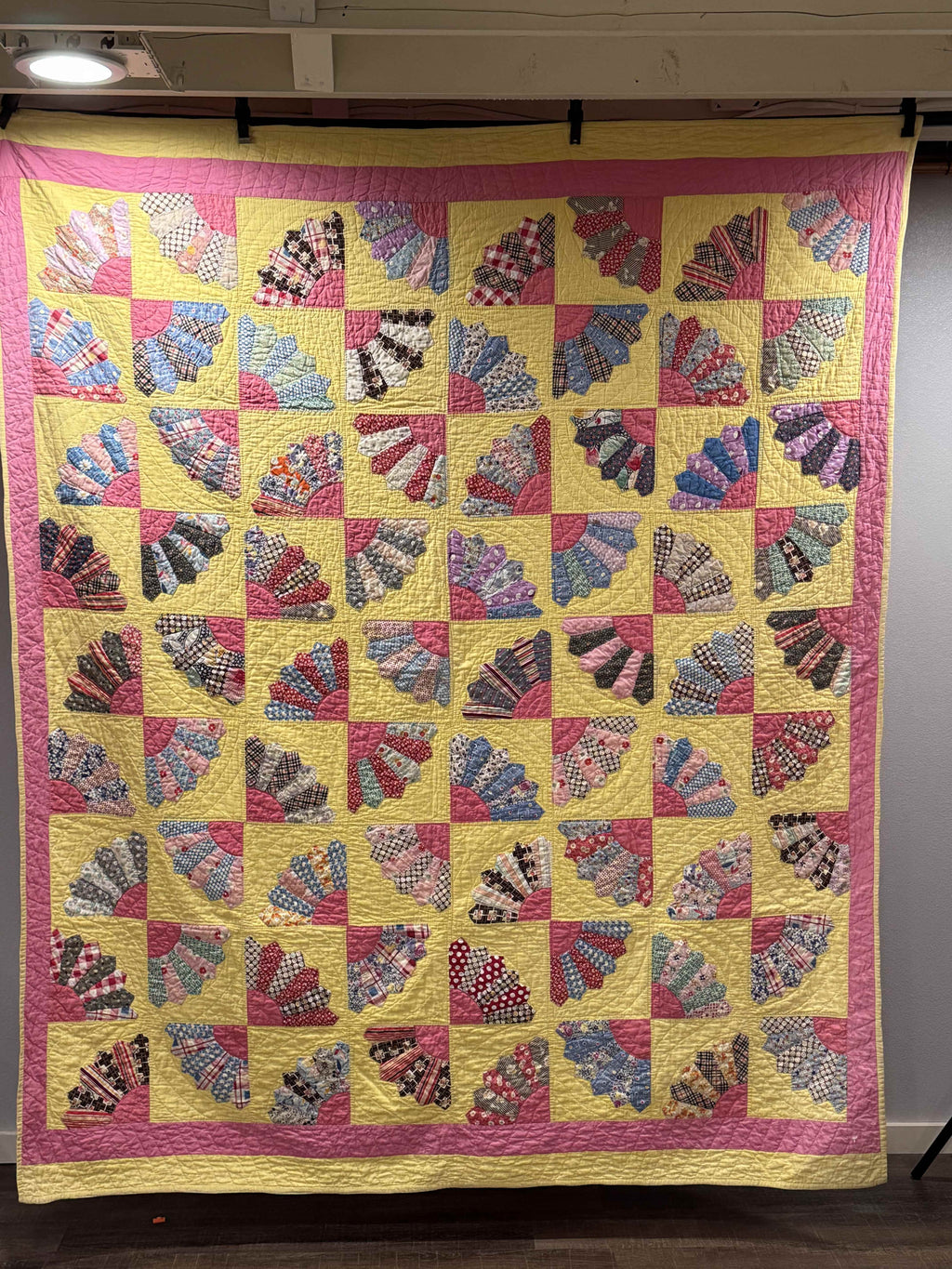 Vintage Grandmother's Fan QUilt