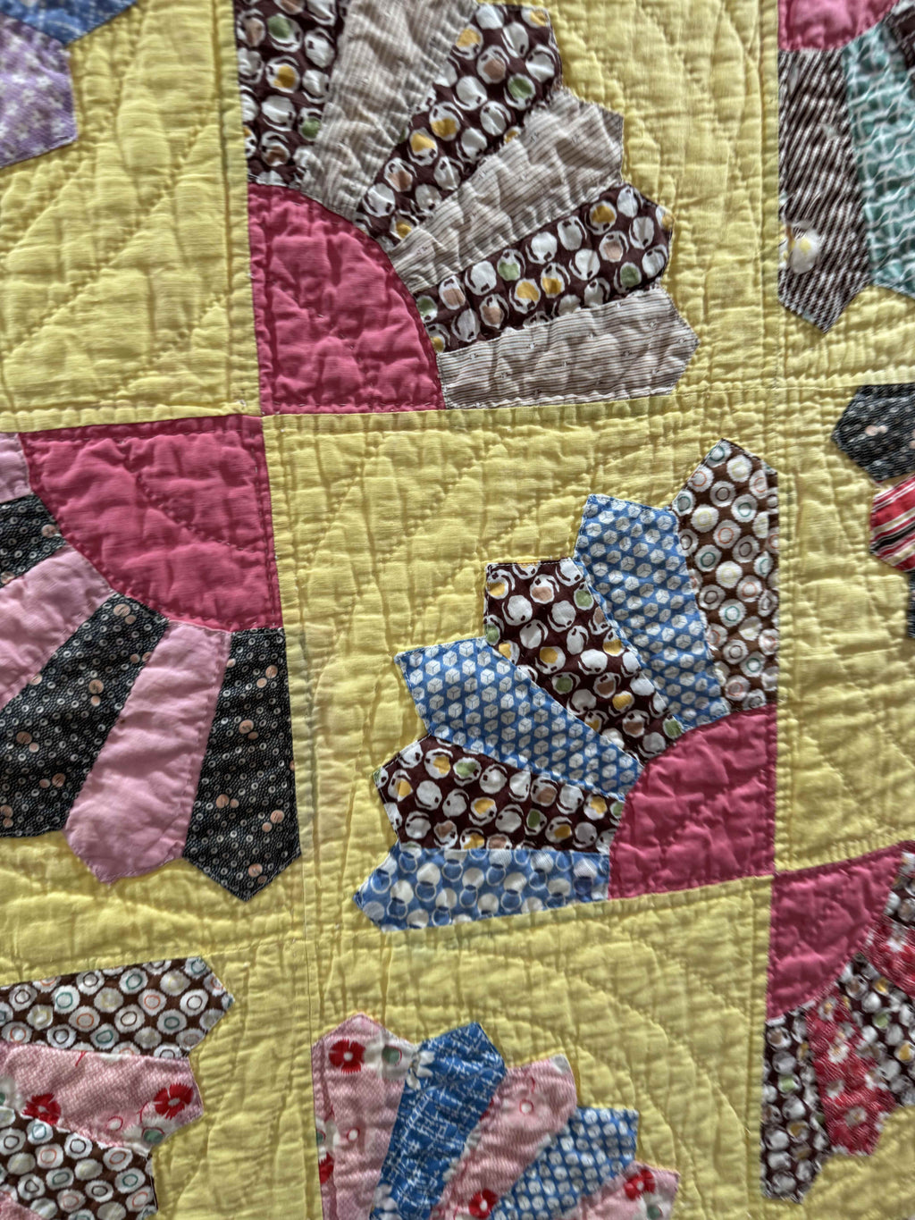 Vintage Grandmother's Fan QUilt