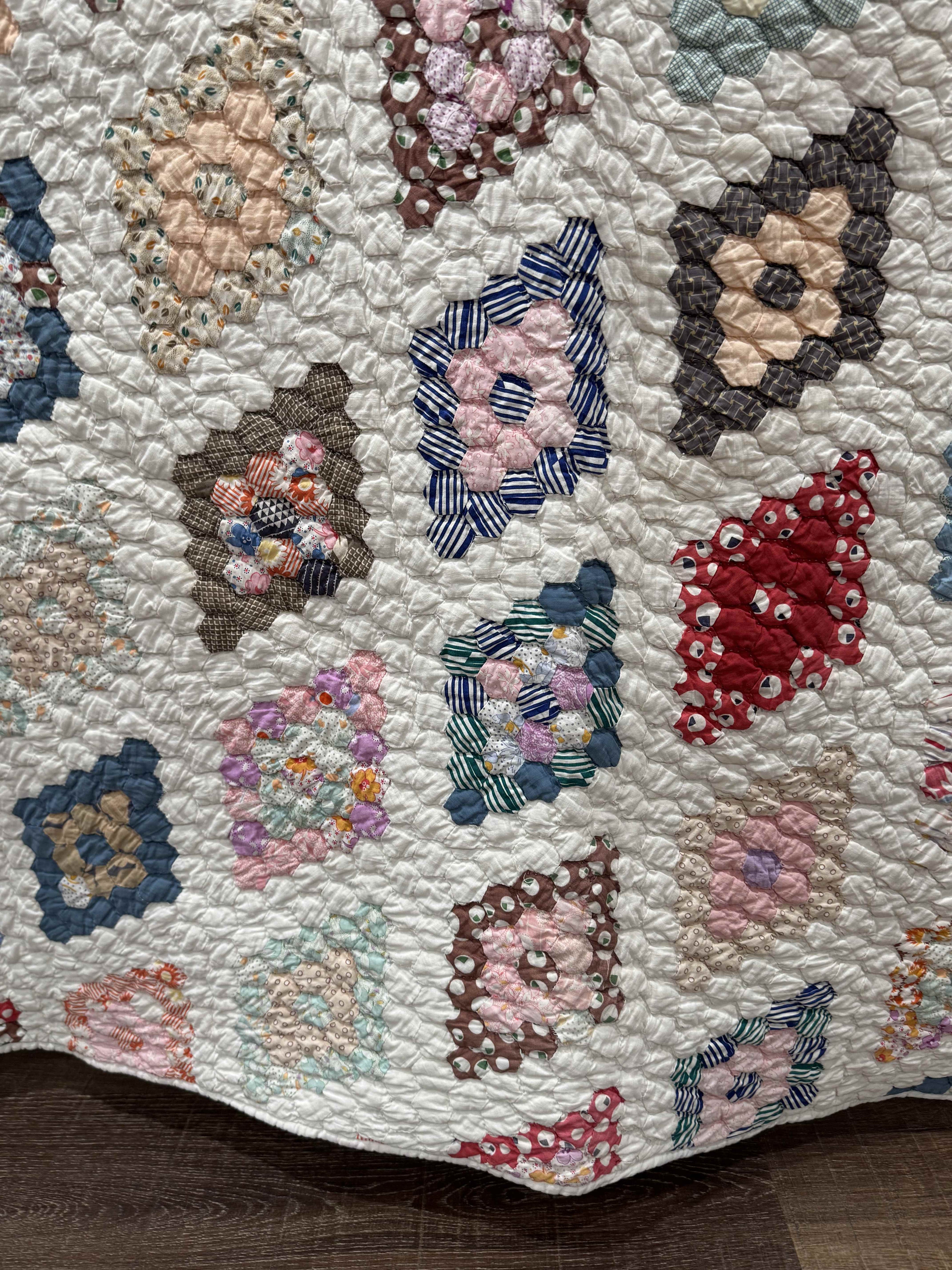 Vintage Martha Washington's Flower Garden Quilt