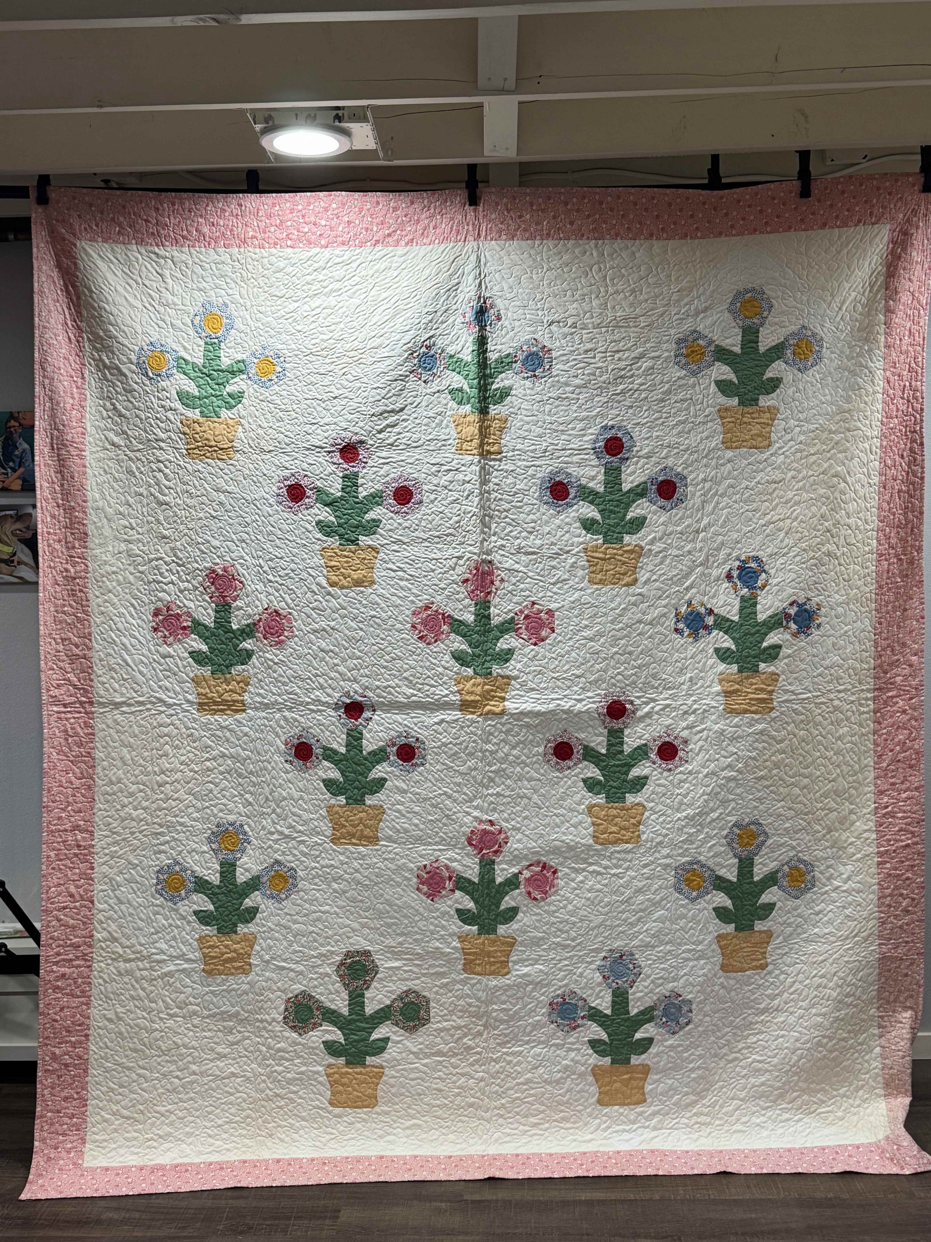 Vintage Flower Pot Garden Appliqué Quilt