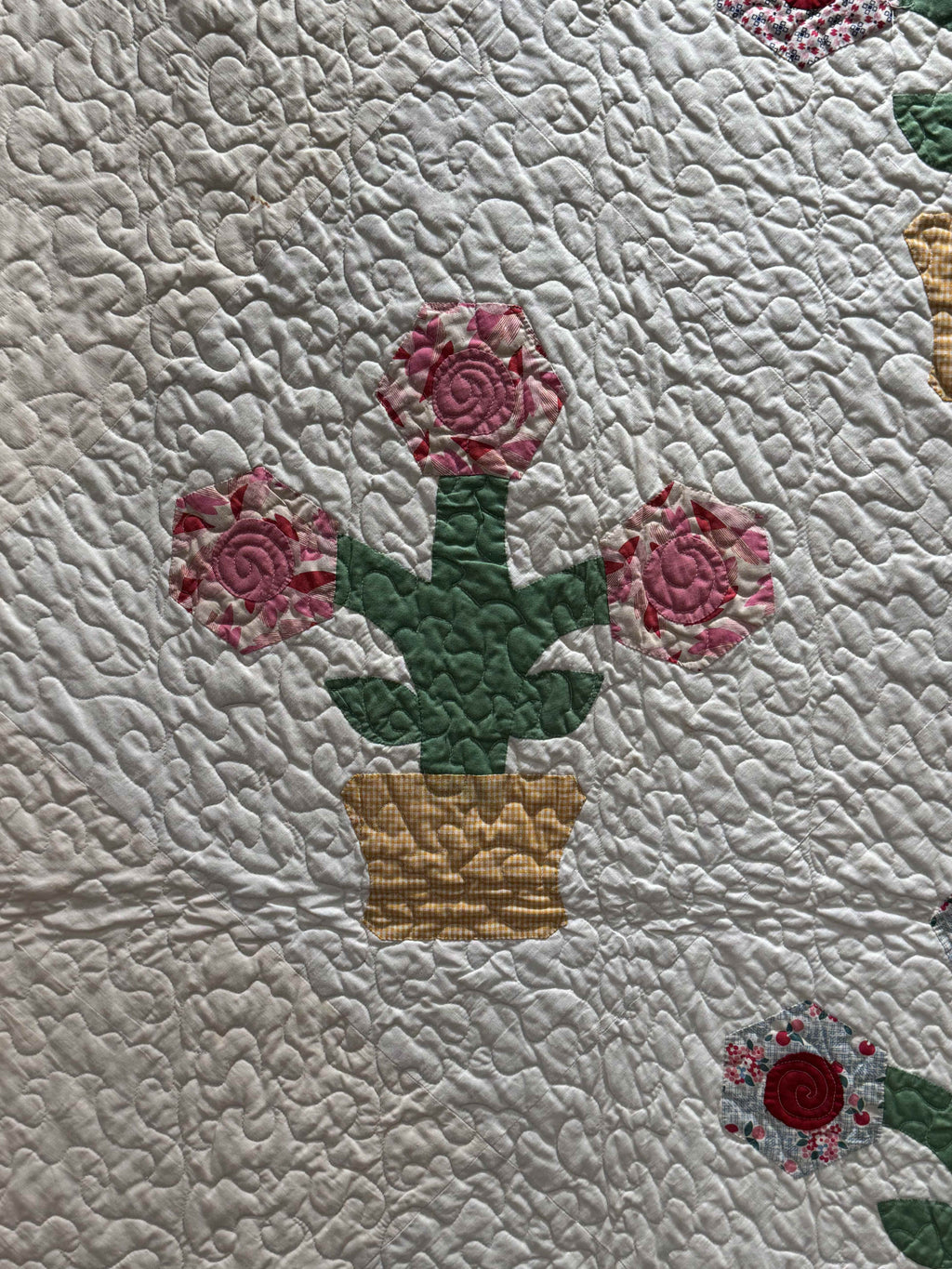 Vintage Flower Pot Garden Appliqué Quilt