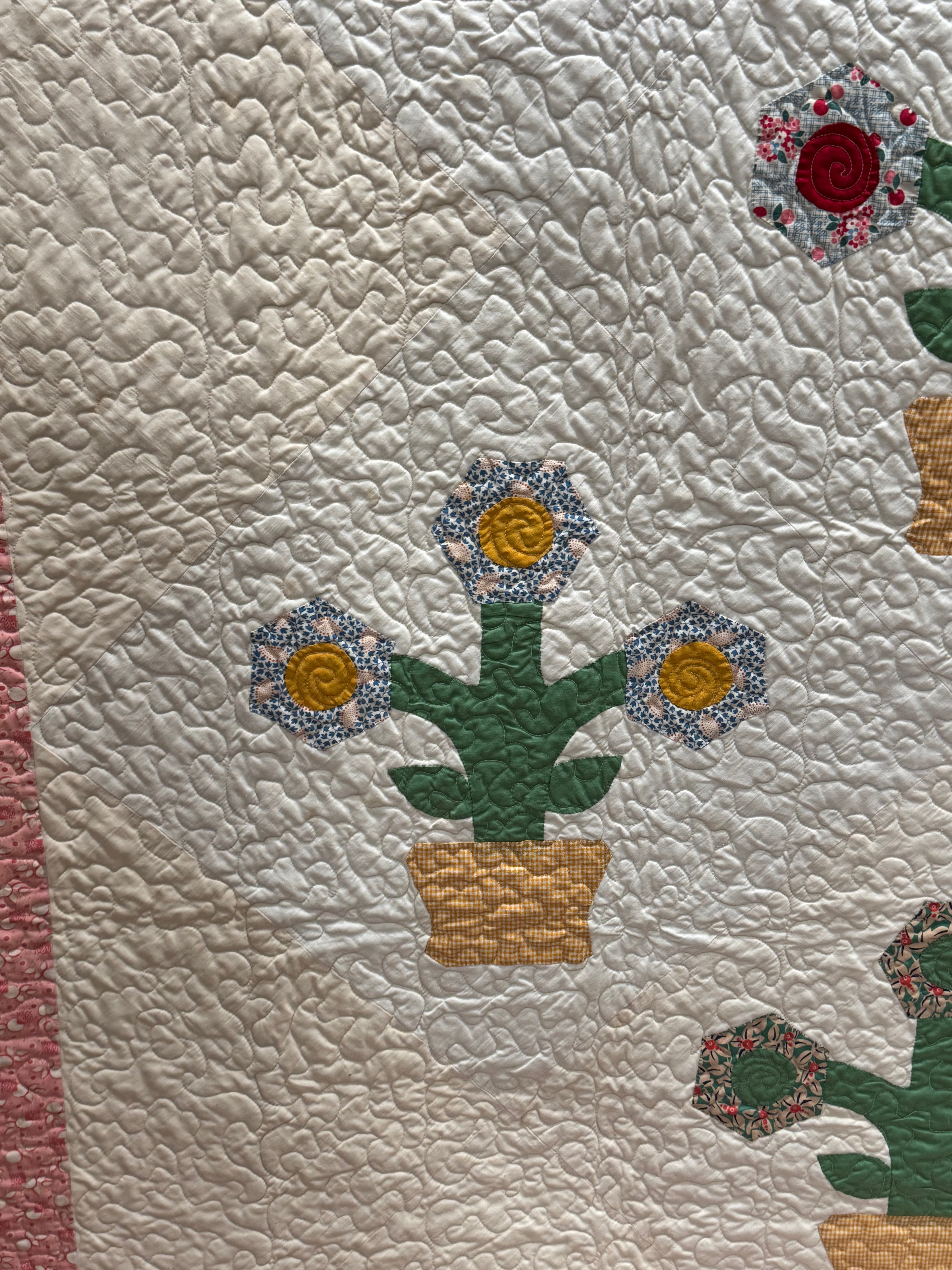 Vintage Flower Pot Garden Appliqué Quilt
