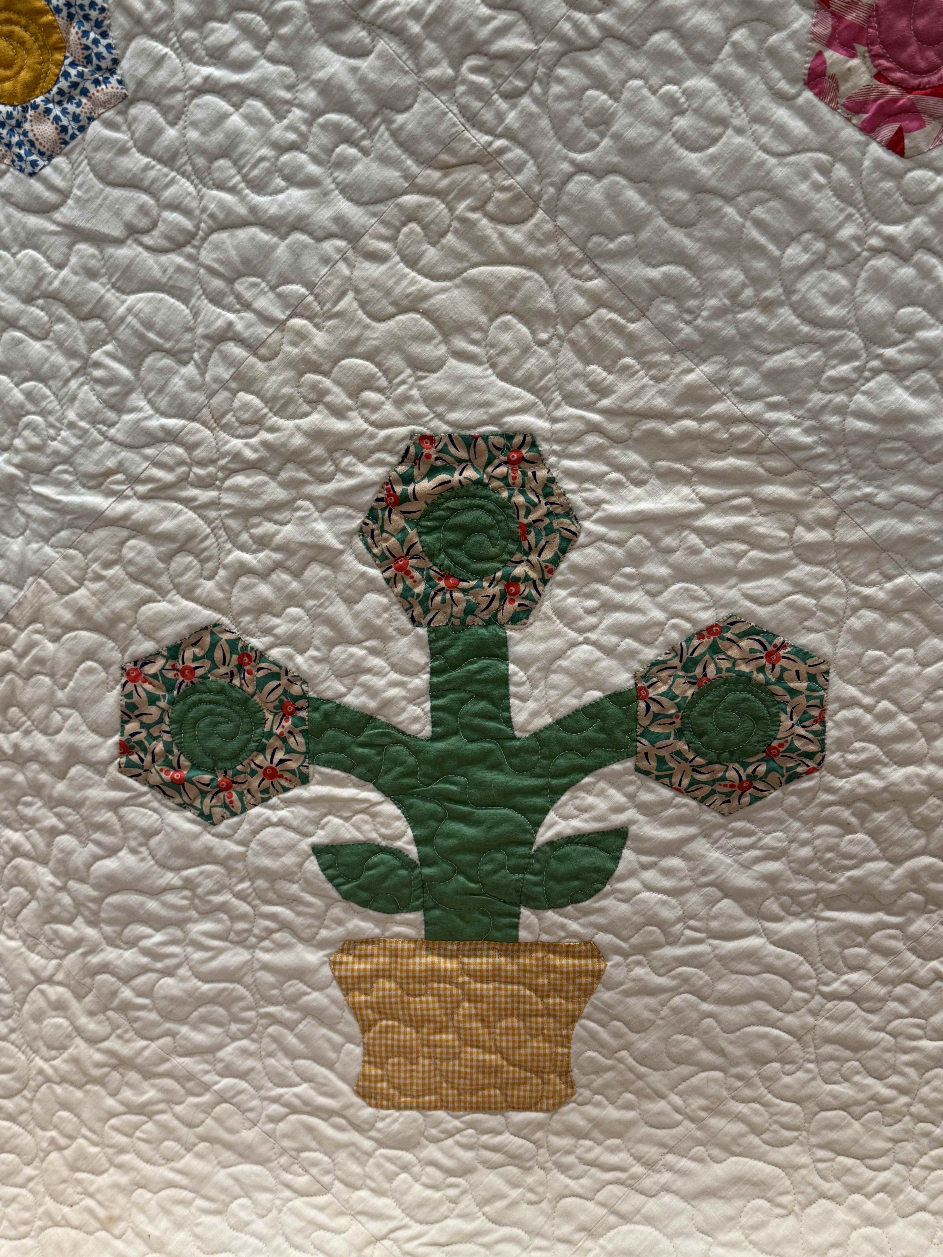 Vintage Flower Pot Garden Appliqué Quilt