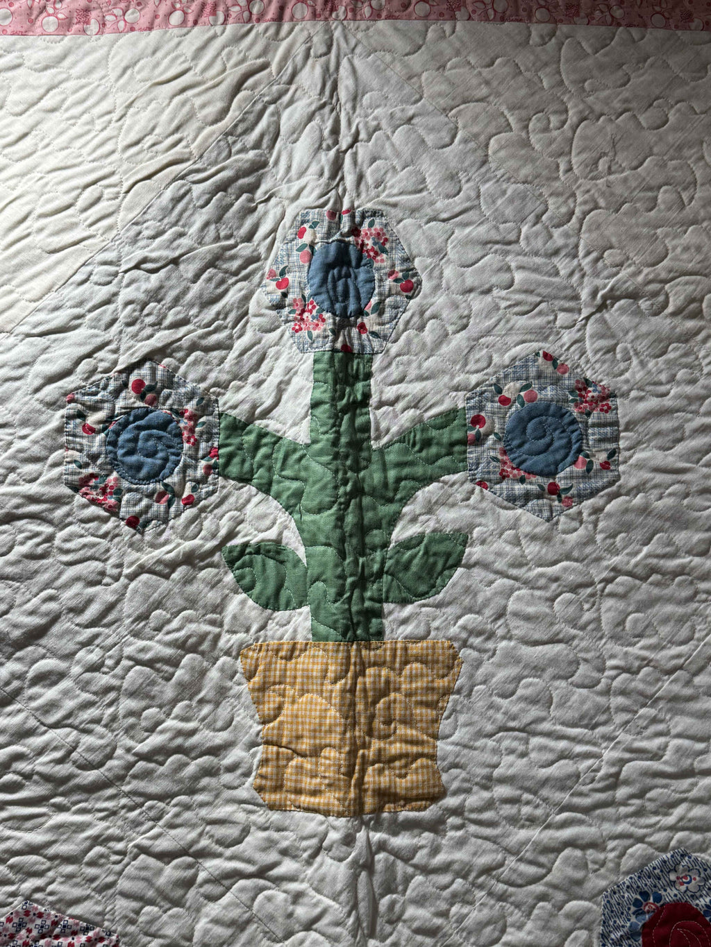 Vintage Flower Pot Garden Appliqué Quilt