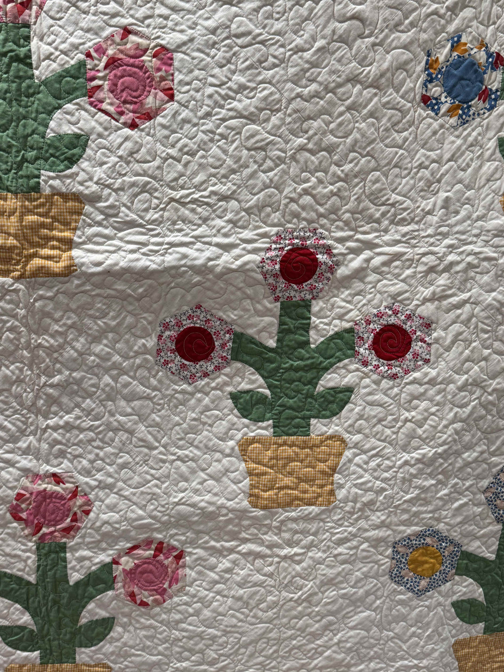 Vintage Flower Pot Garden Appliqué Quilt