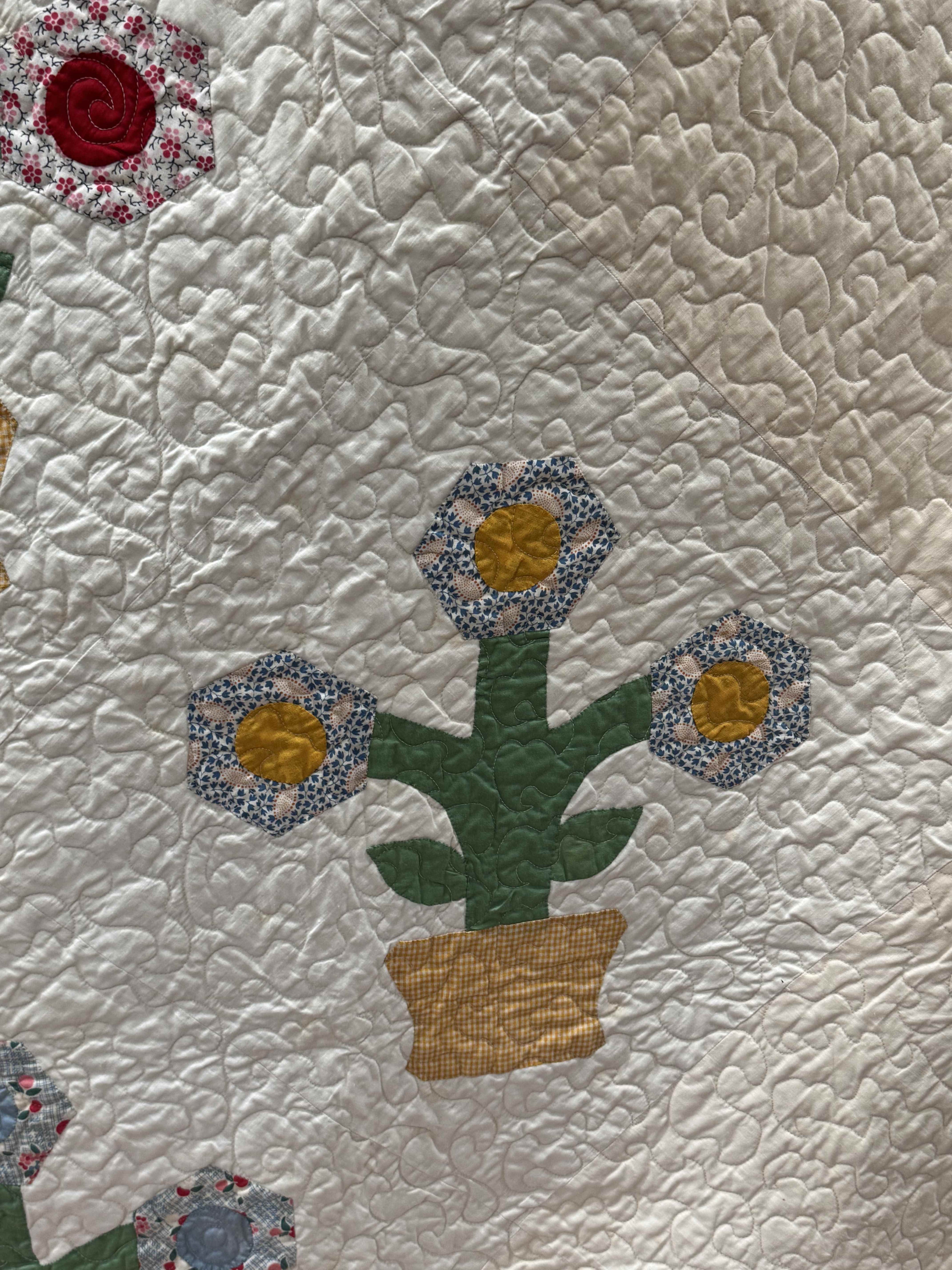 Vintage Flower Pot Garden Appliqué Quilt