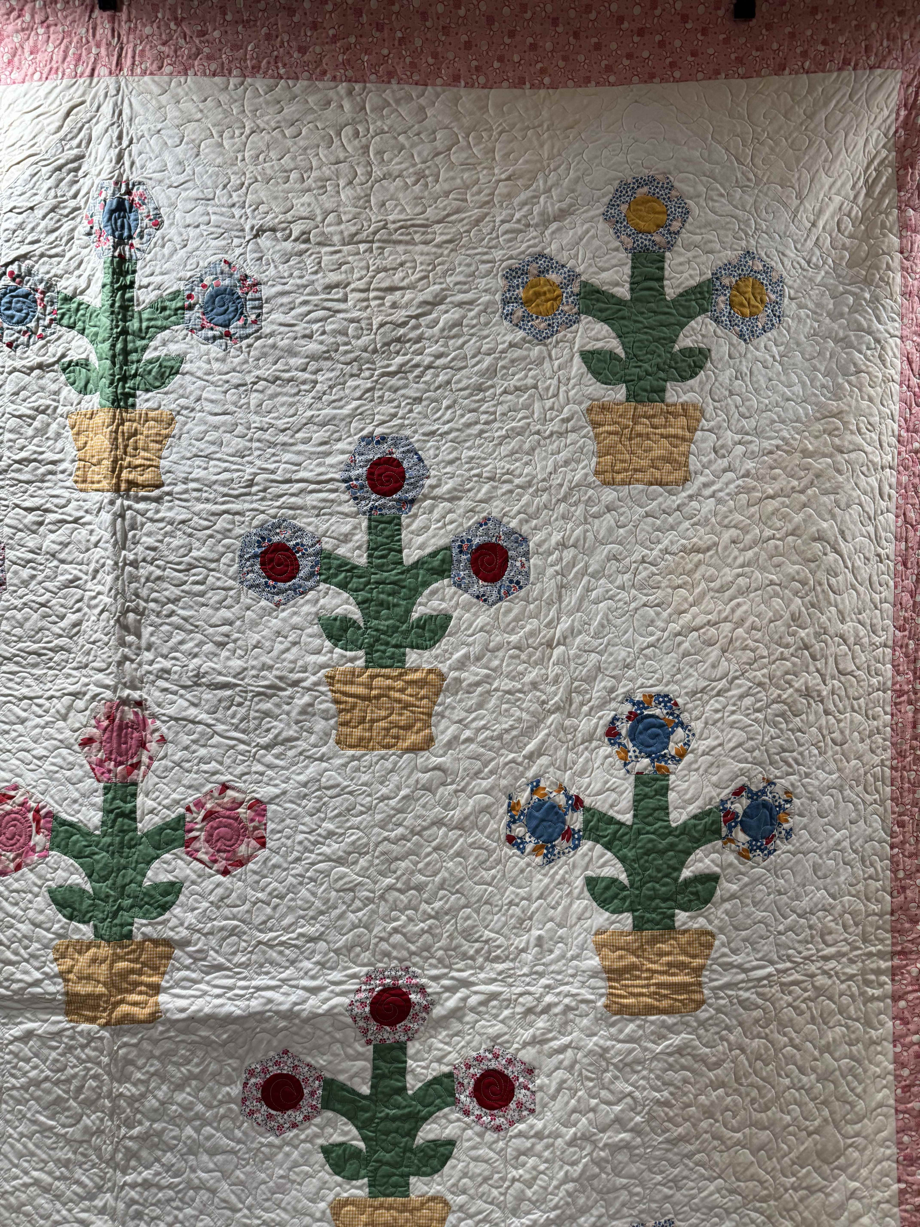 Vintage Flower Pot Garden Appliqué Quilt