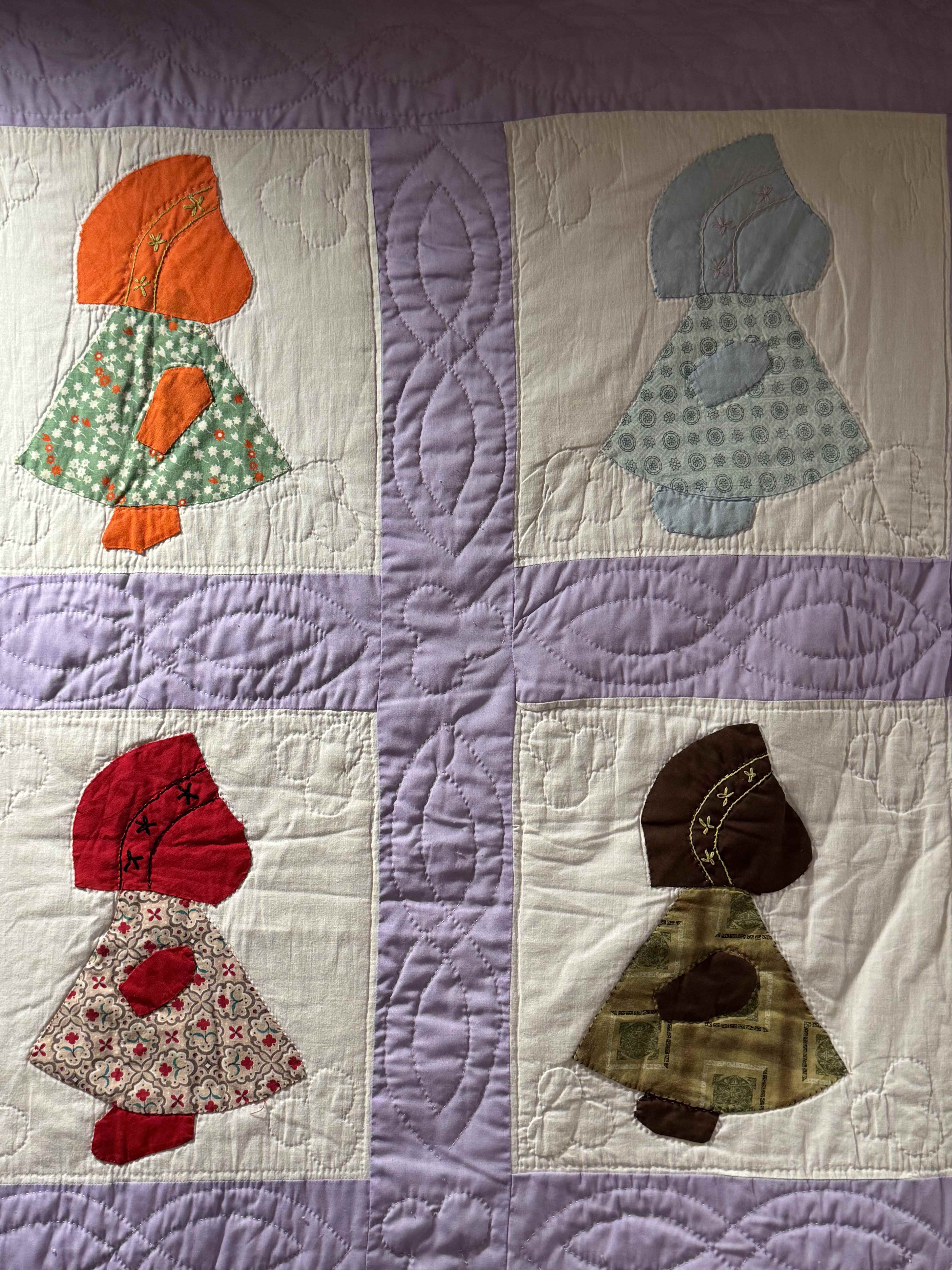 ** SOLD Vintage Sunbonnet Sue Quilt  SOLD**