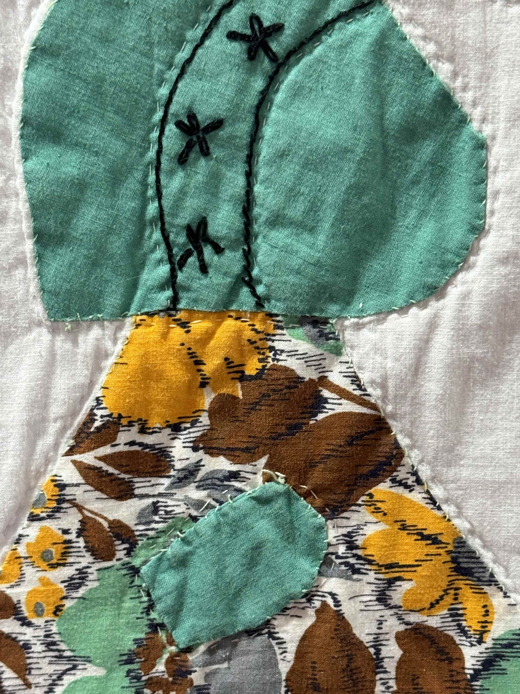 ** SOLD Vintage Sunbonnet Sue Quilt  SOLD**