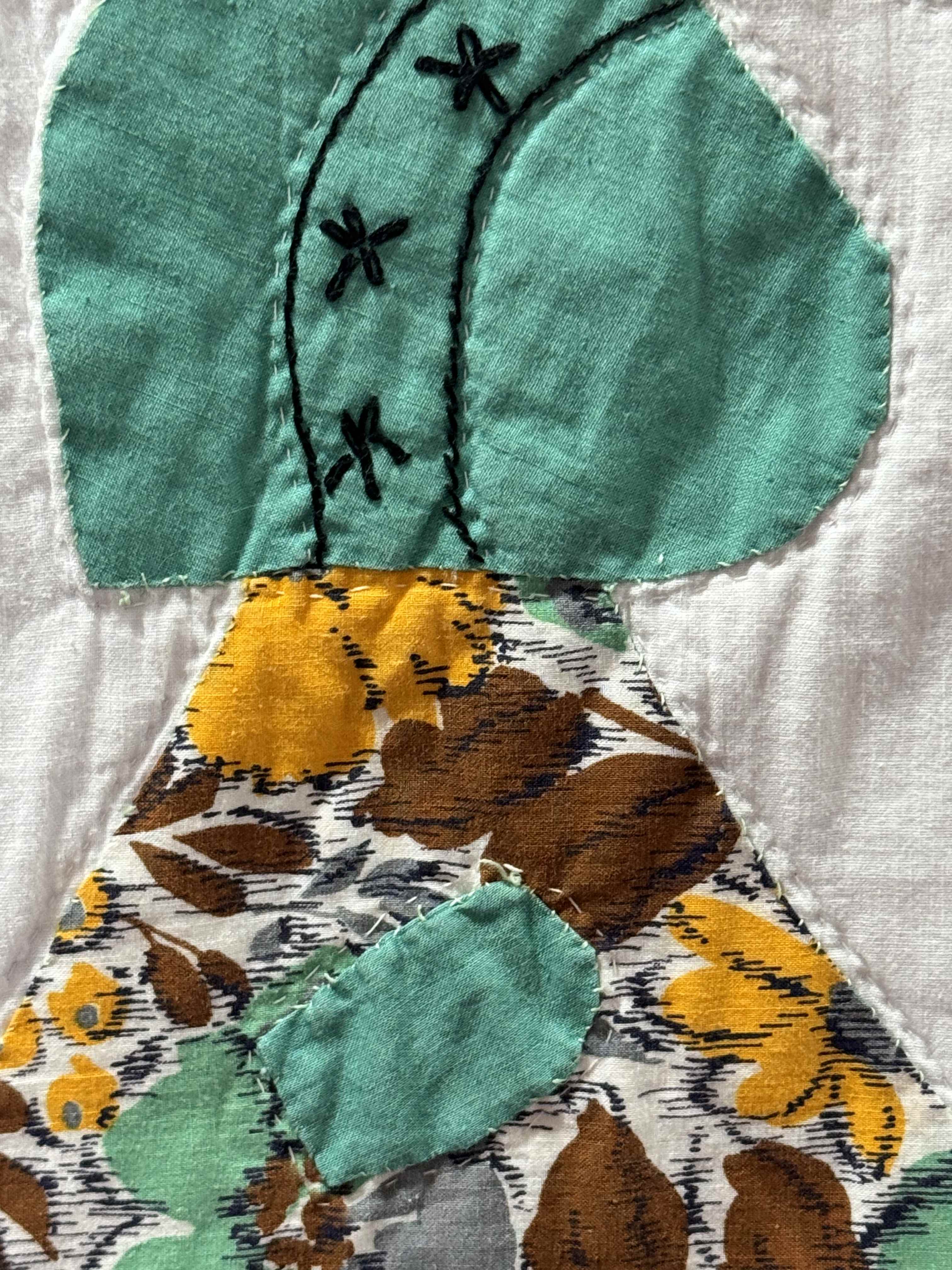** SOLD Vintage Sunbonnet Sue Quilt  SOLD**