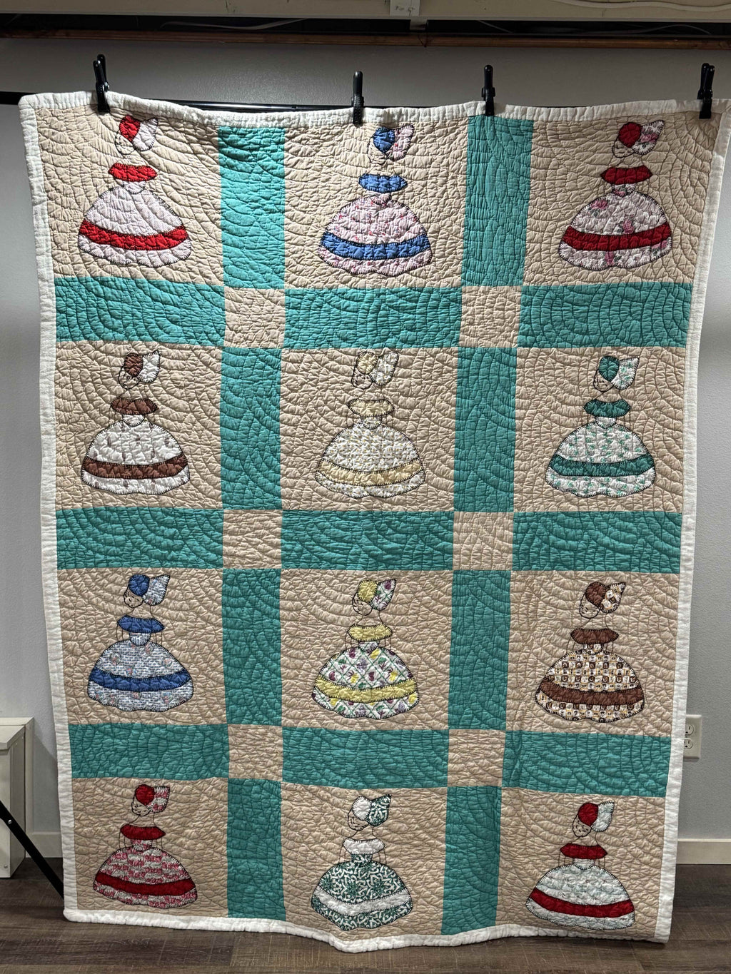 **SOLD Vintage Sunbonnet Sue Quilt SOLD**