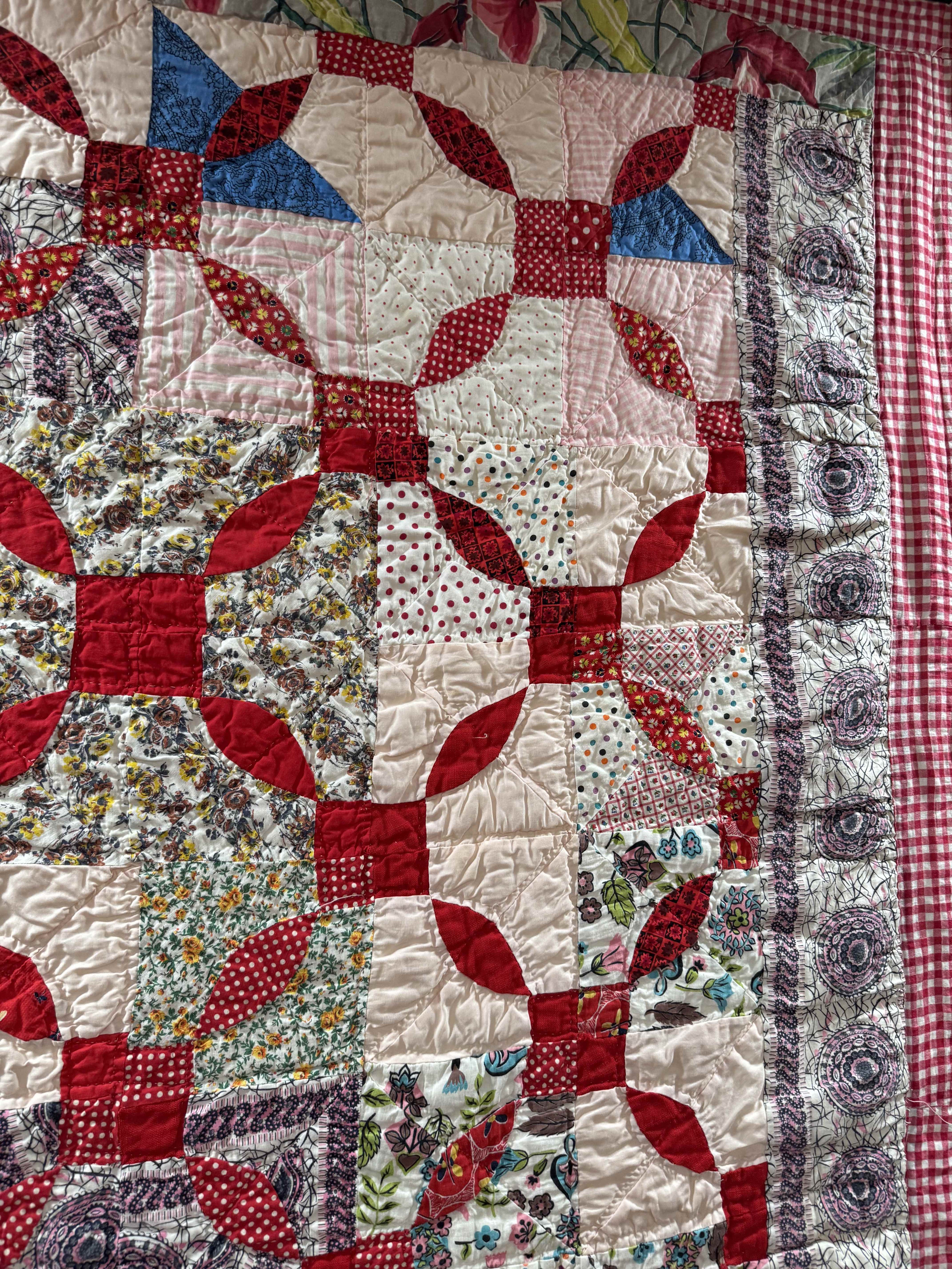 Vintage Endless Chain Variation Quilt