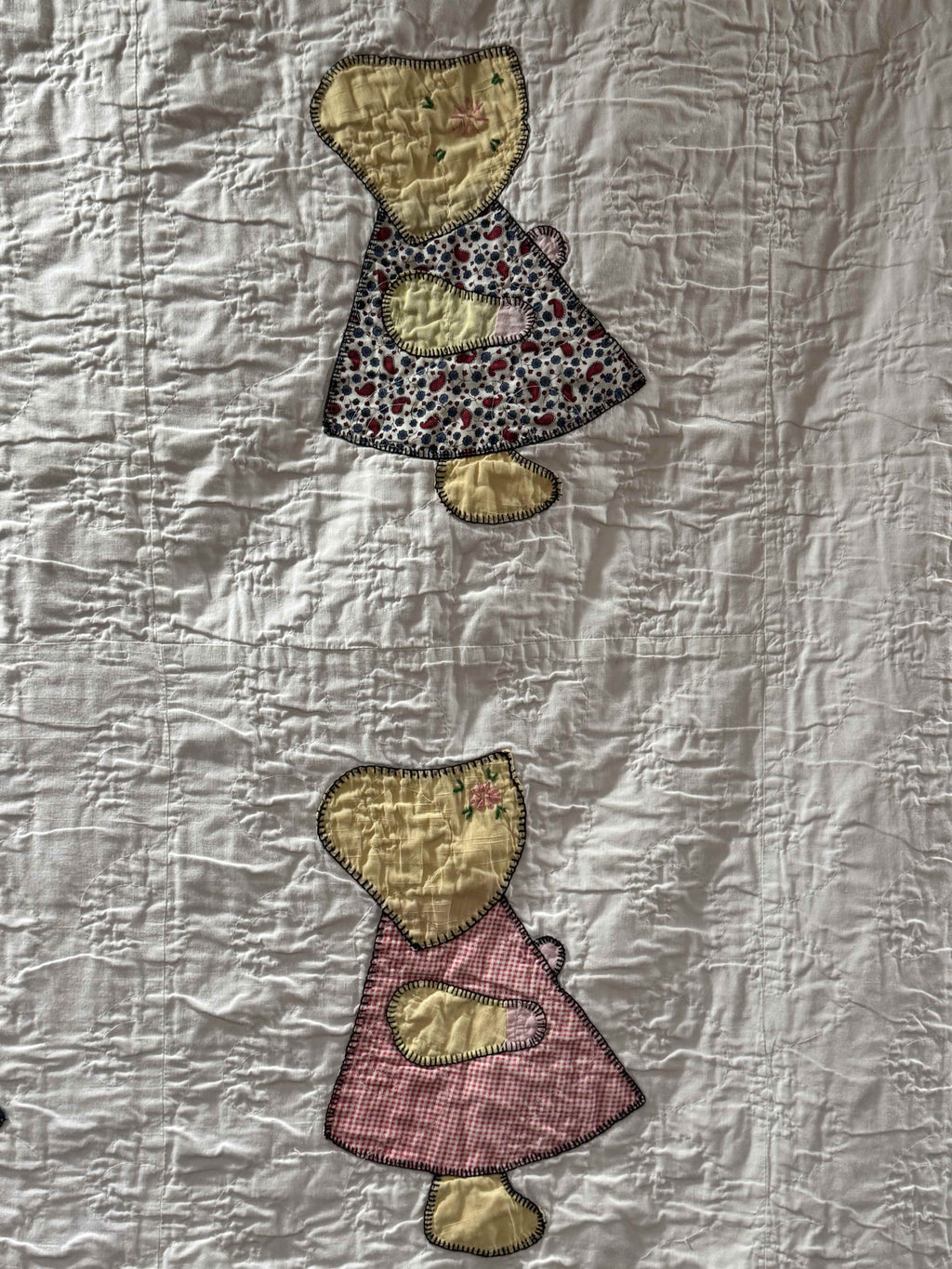 **SOLD Vintage Sunbonnet Sue Quilt  SOLD**