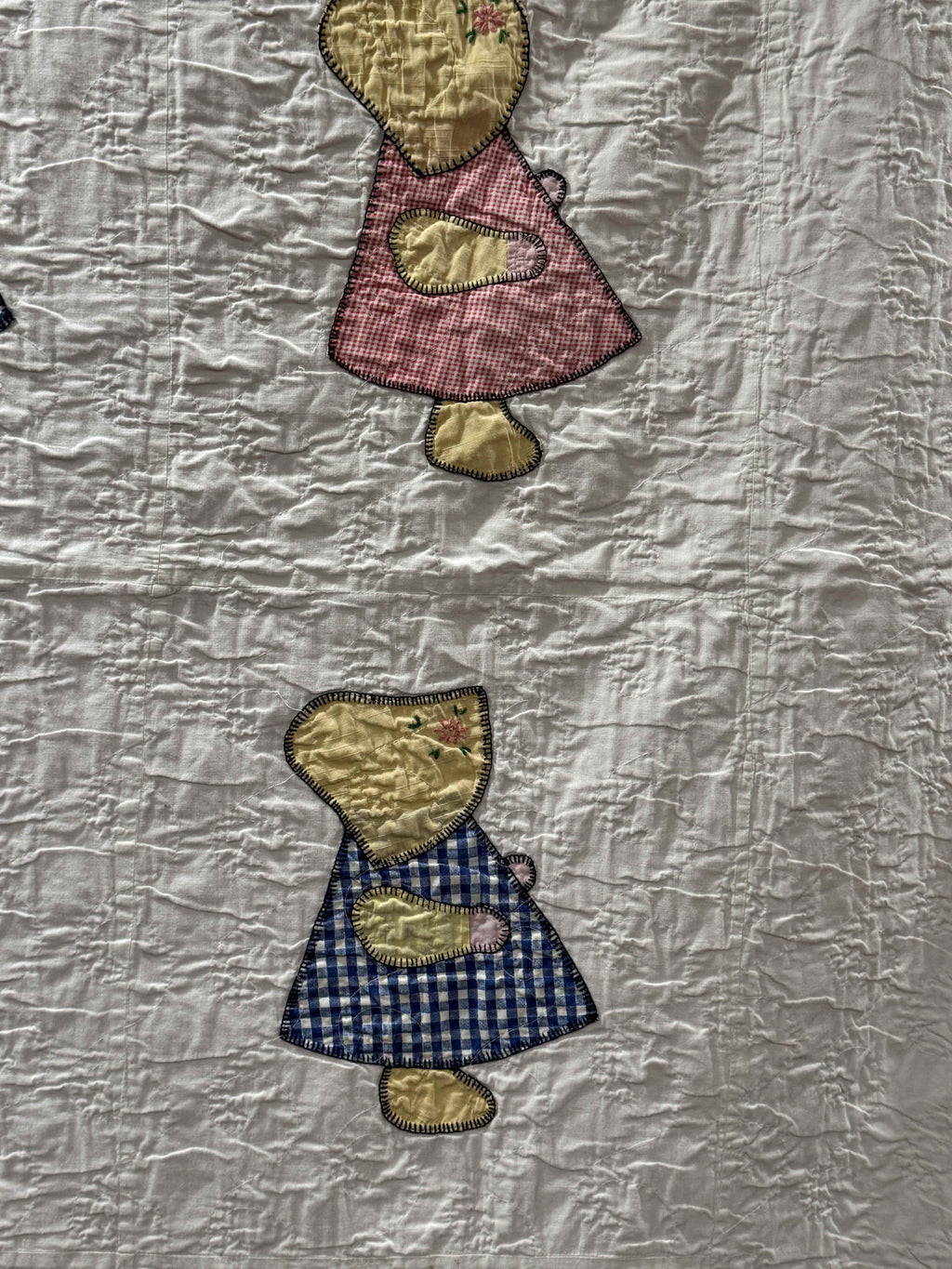 **SOLD Vintage Sunbonnet Sue Quilt  SOLD**