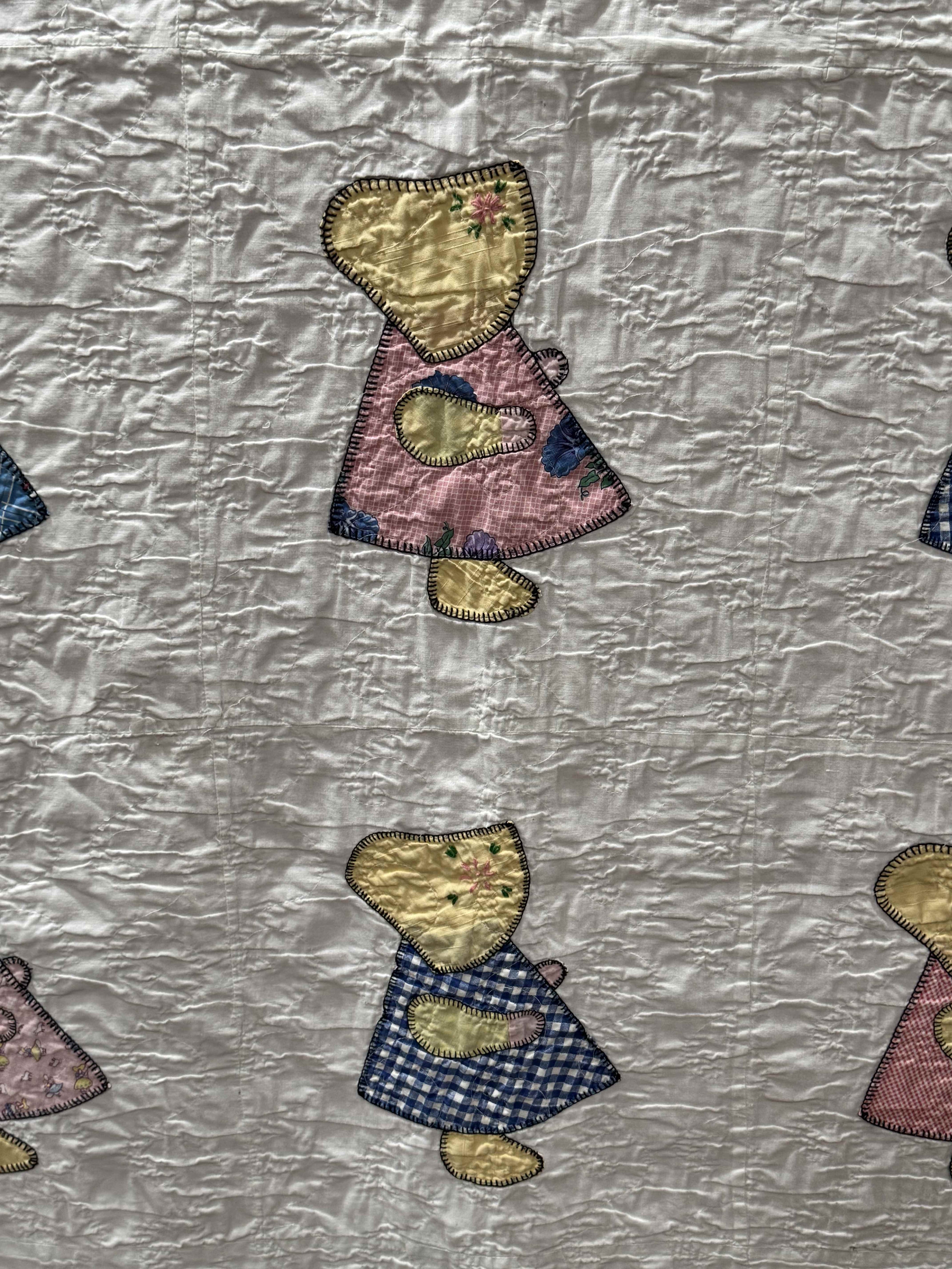**SOLD Vintage Sunbonnet Sue Quilt  SOLD**