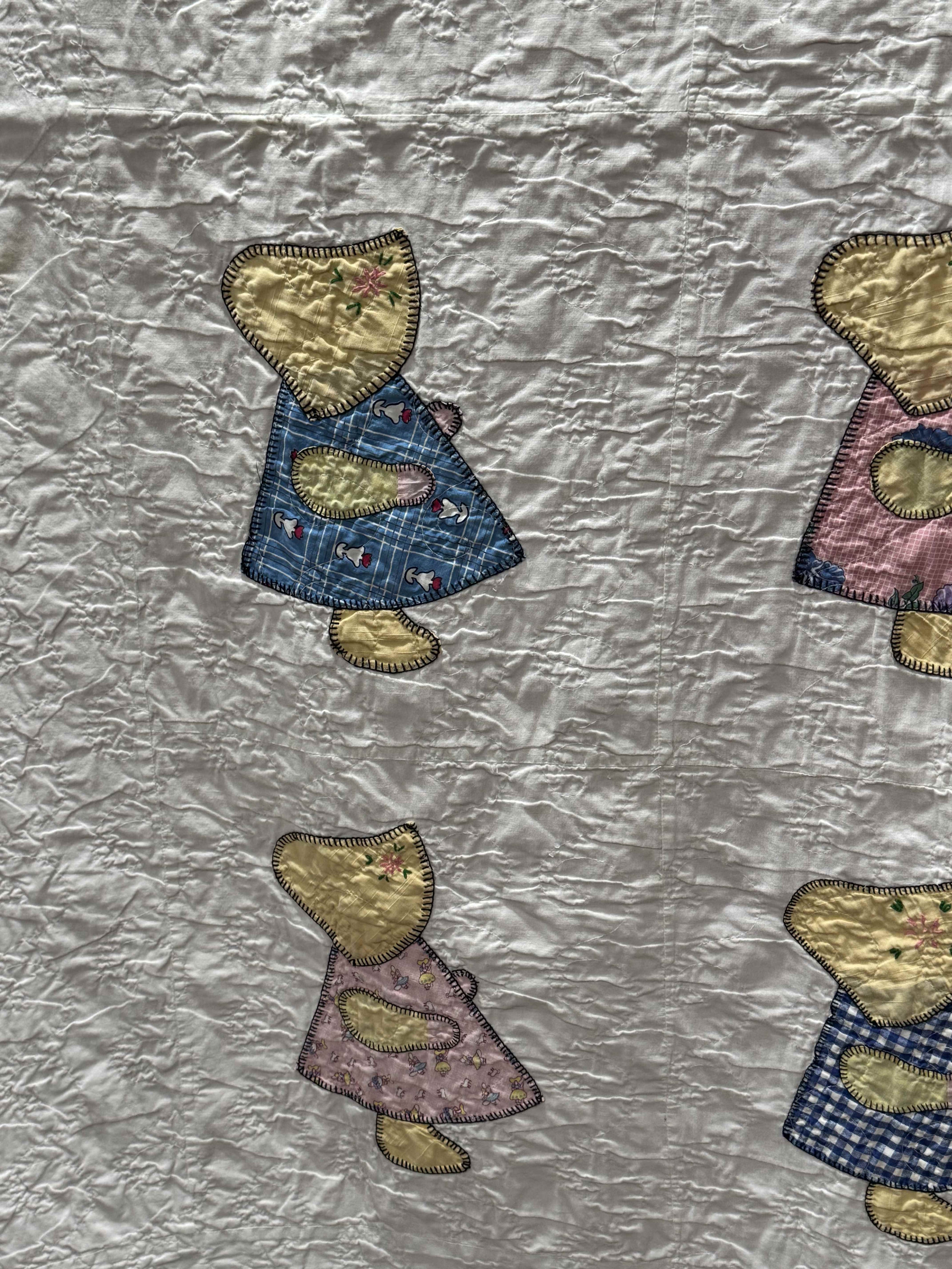 **SOLD Vintage Sunbonnet Sue Quilt  SOLD**