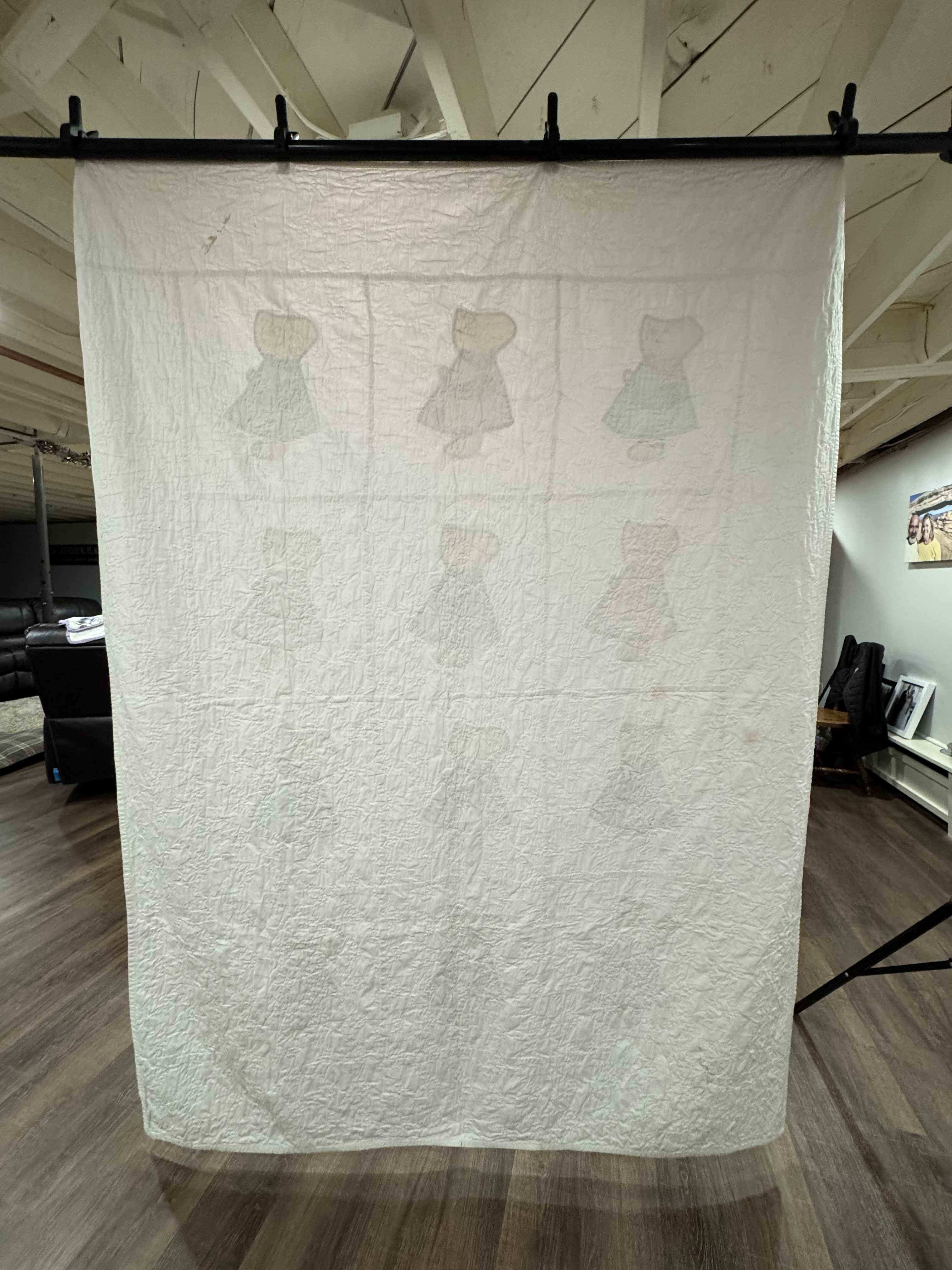 **SOLD Vintage Sunbonnet Sue Quilt  SOLD**