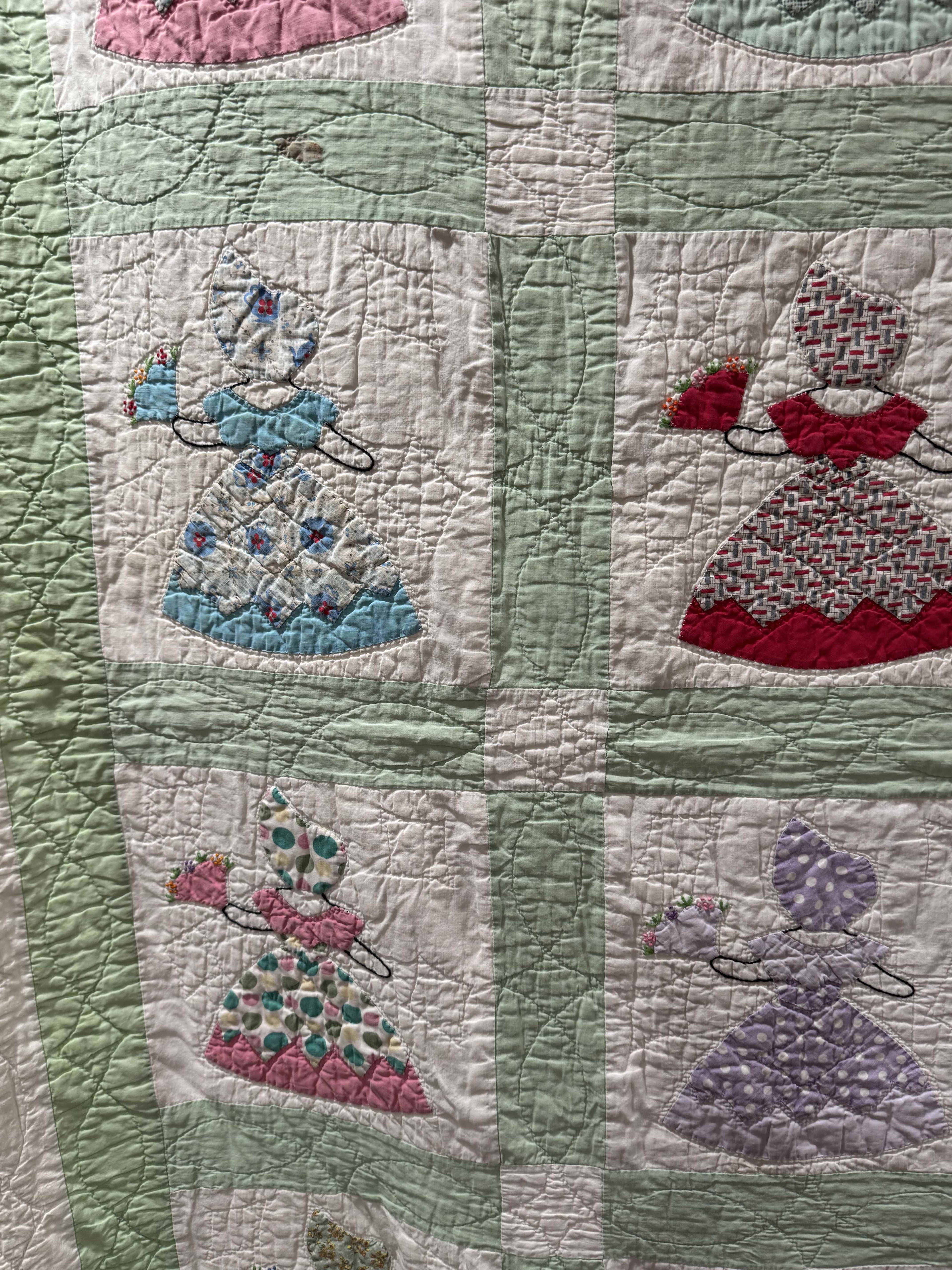 ** SOLD Vintage Sunbonnet Sue Quilt  SOLD**