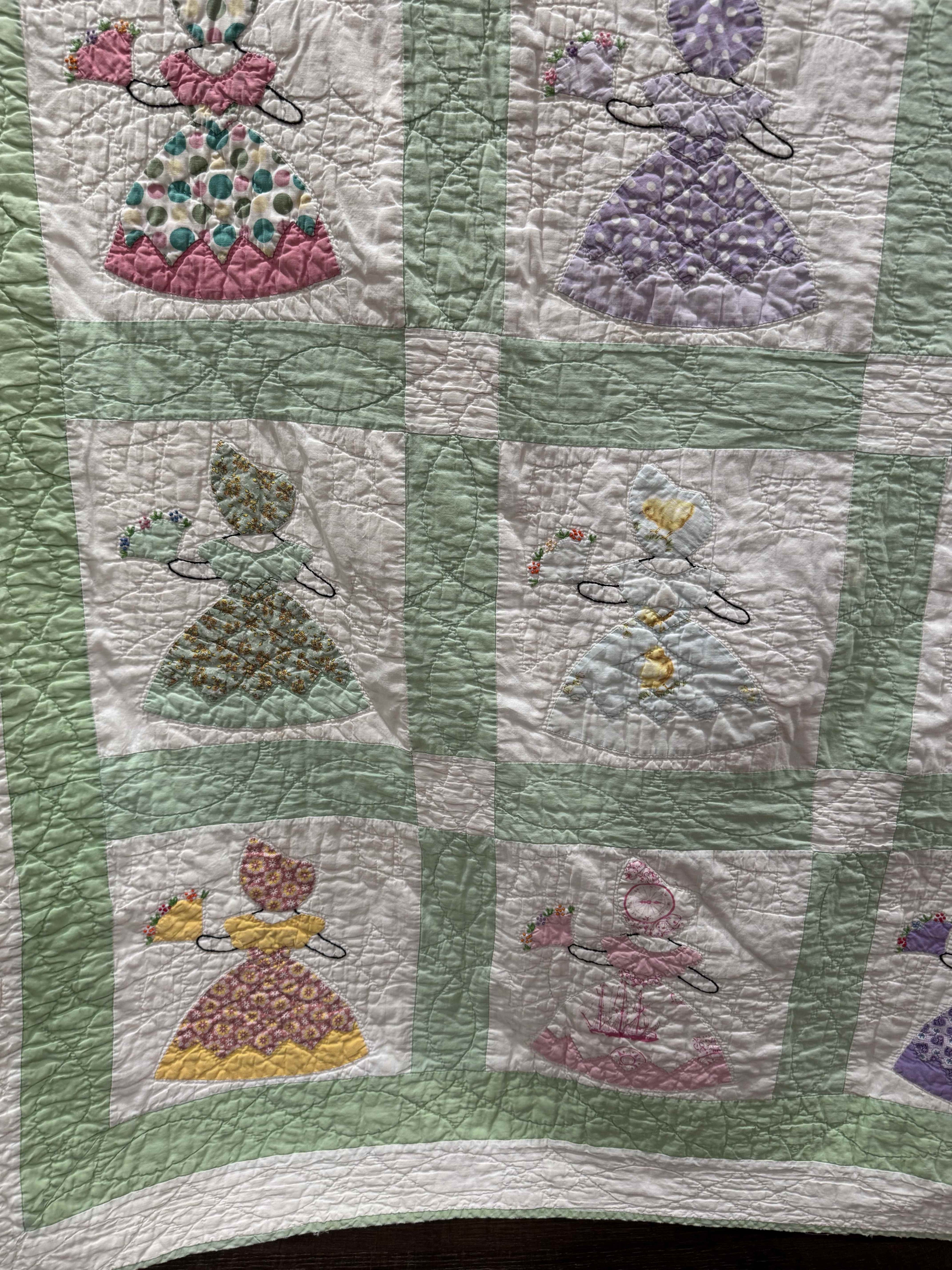 ** SOLD Vintage Sunbonnet Sue Quilt  SOLD**