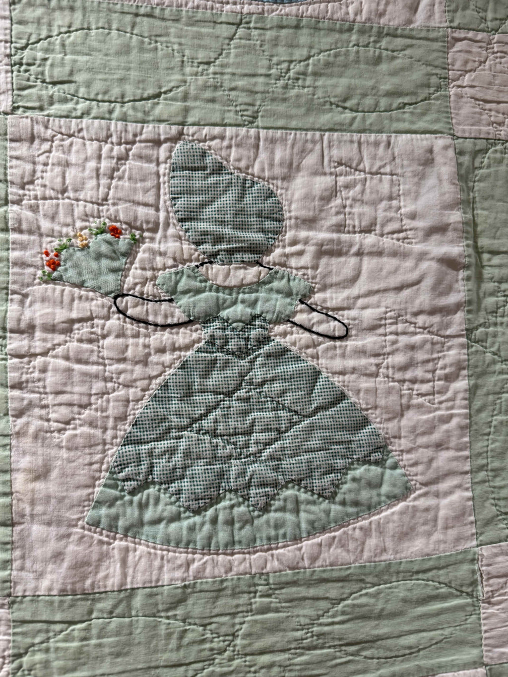 ** SOLD Vintage Sunbonnet Sue Quilt  SOLD**