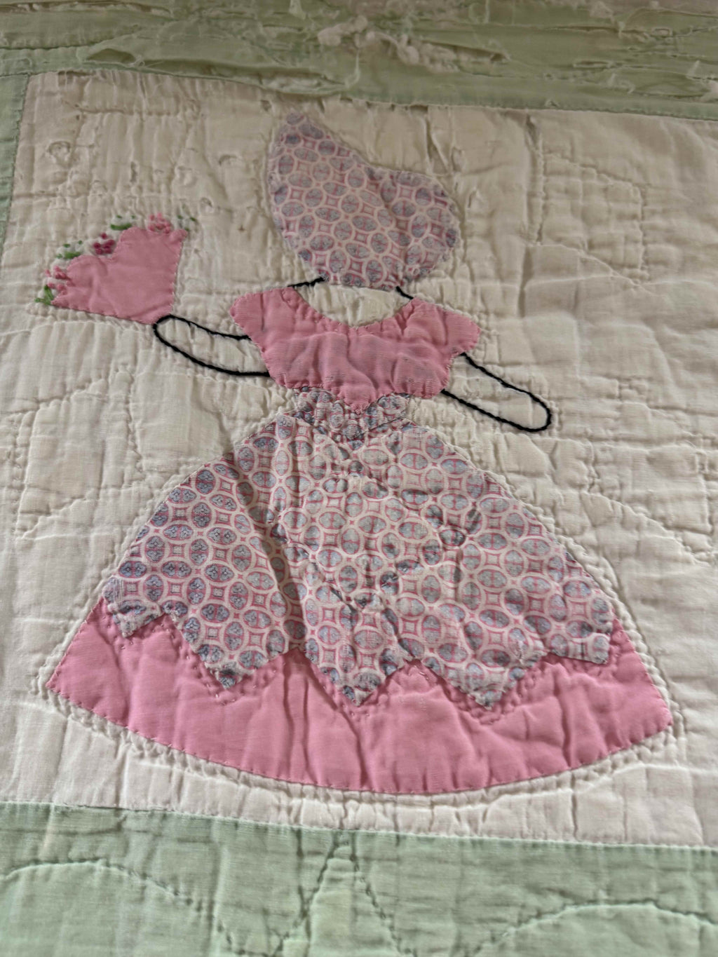 ** SOLD Vintage Sunbonnet Sue Quilt  SOLD**