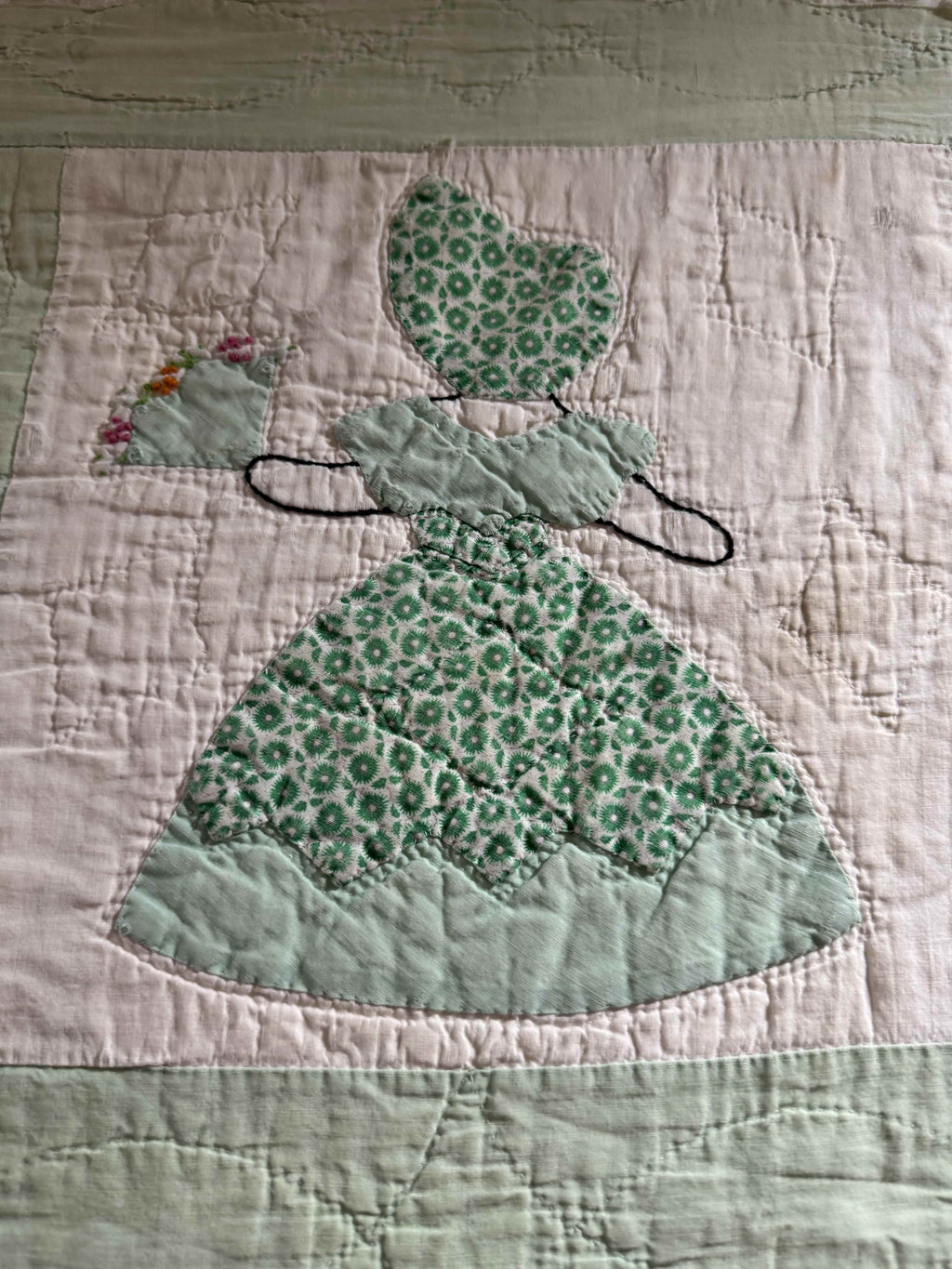 ** SOLD Vintage Sunbonnet Sue Quilt  SOLD**
