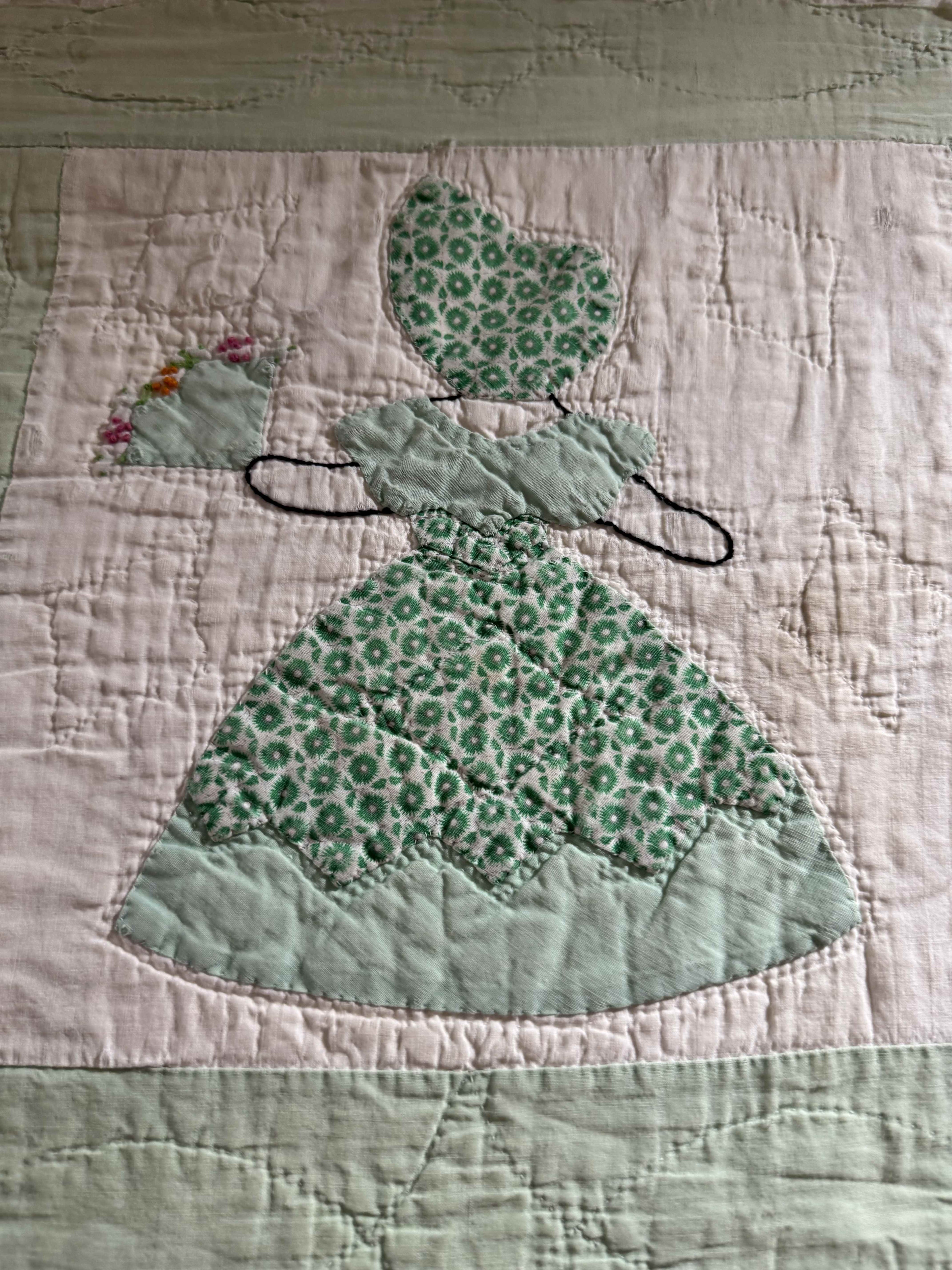 ** SOLD Vintage Sunbonnet Sue Quilt  SOLD**