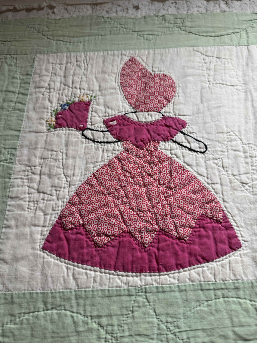 ** SOLD Vintage Sunbonnet Sue Quilt  SOLD**