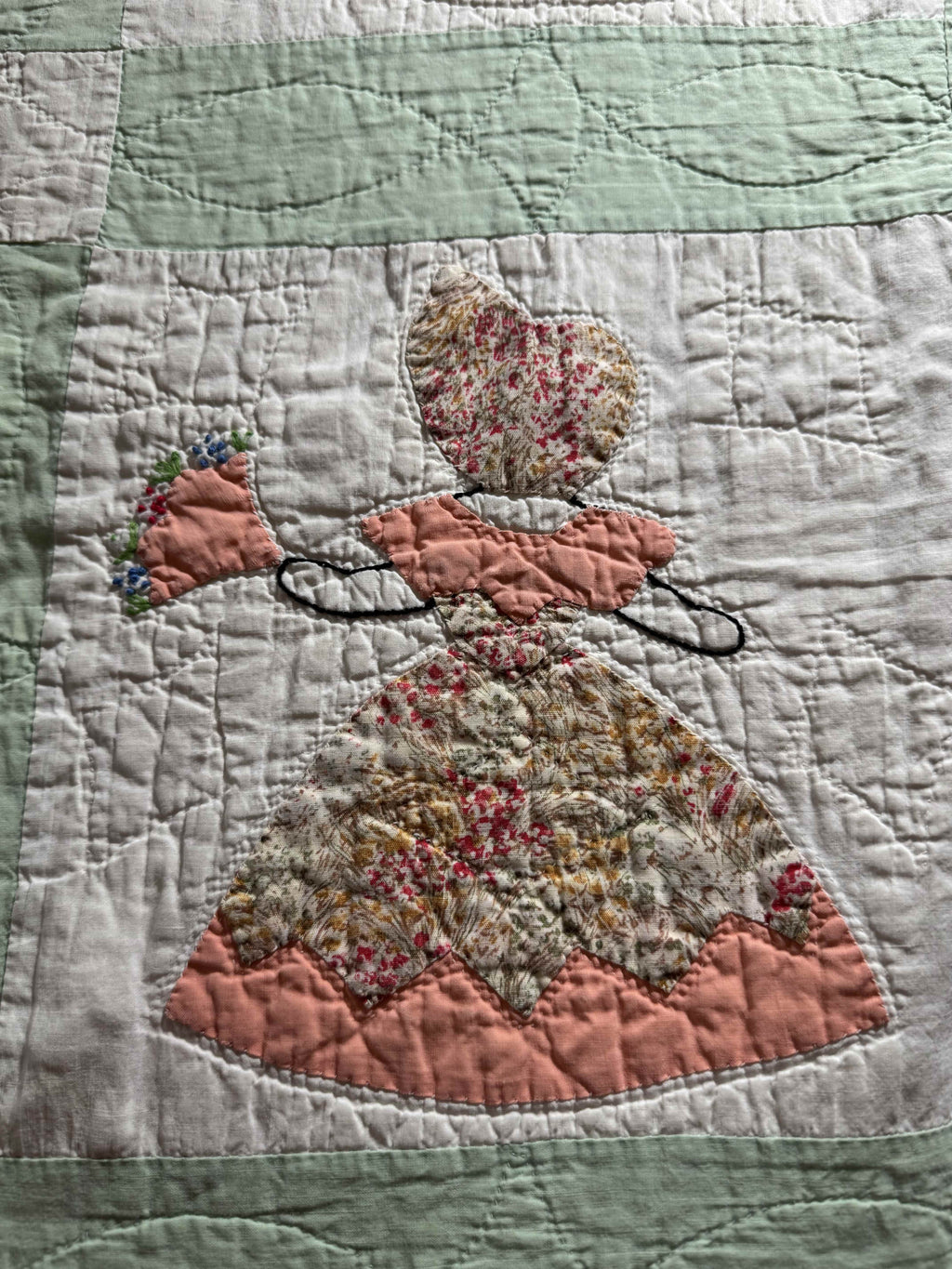 ** SOLD Vintage Sunbonnet Sue Quilt  SOLD**