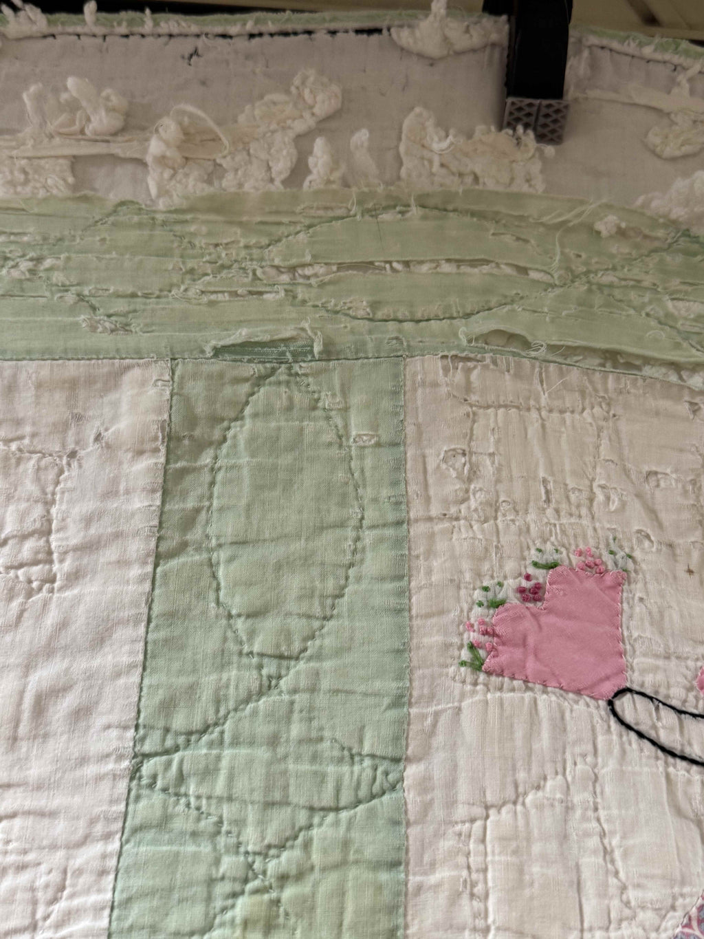 ** SOLD Vintage Sunbonnet Sue Quilt  SOLD**