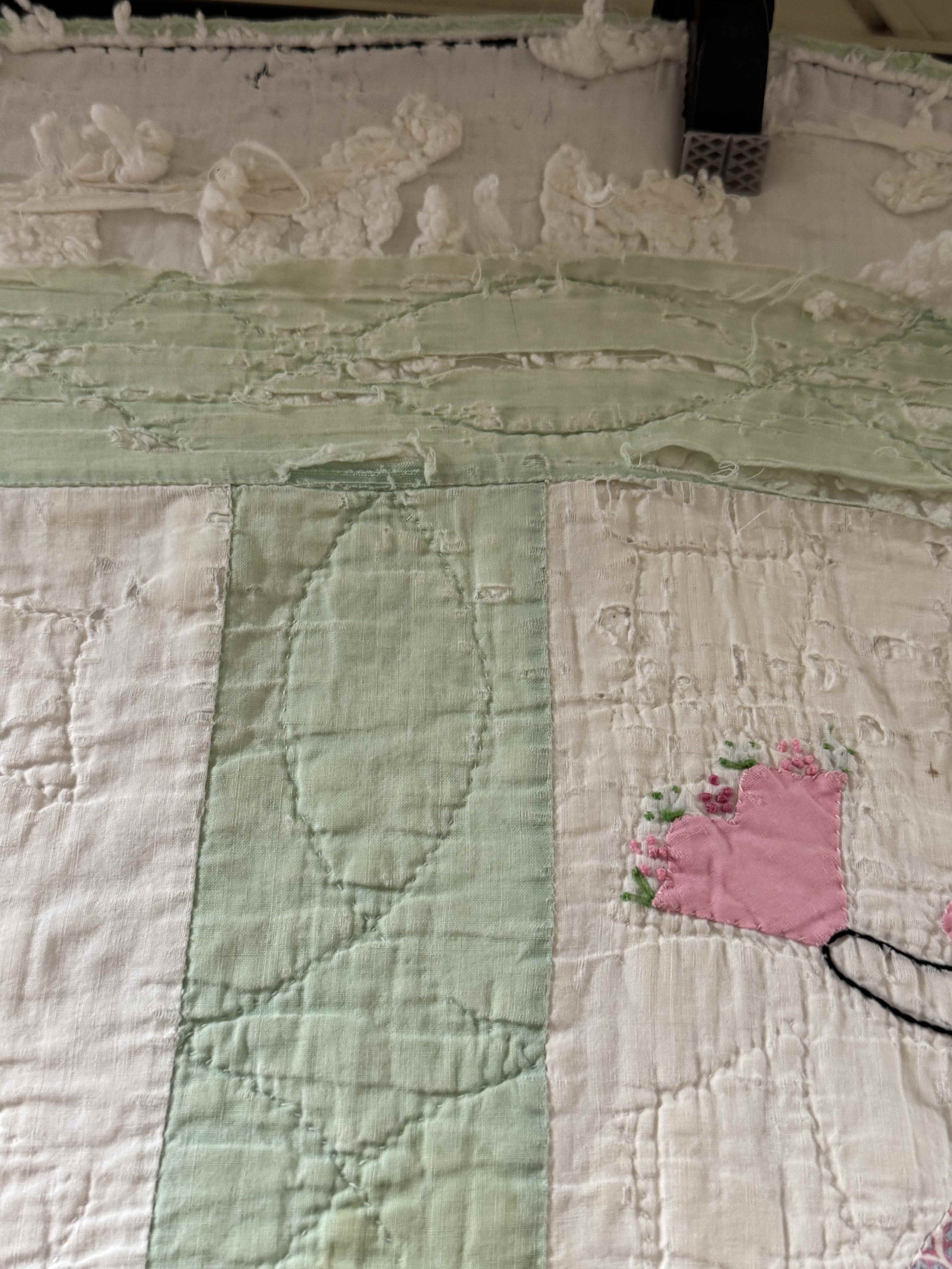 ** SOLD Vintage Sunbonnet Sue Quilt  SOLD**