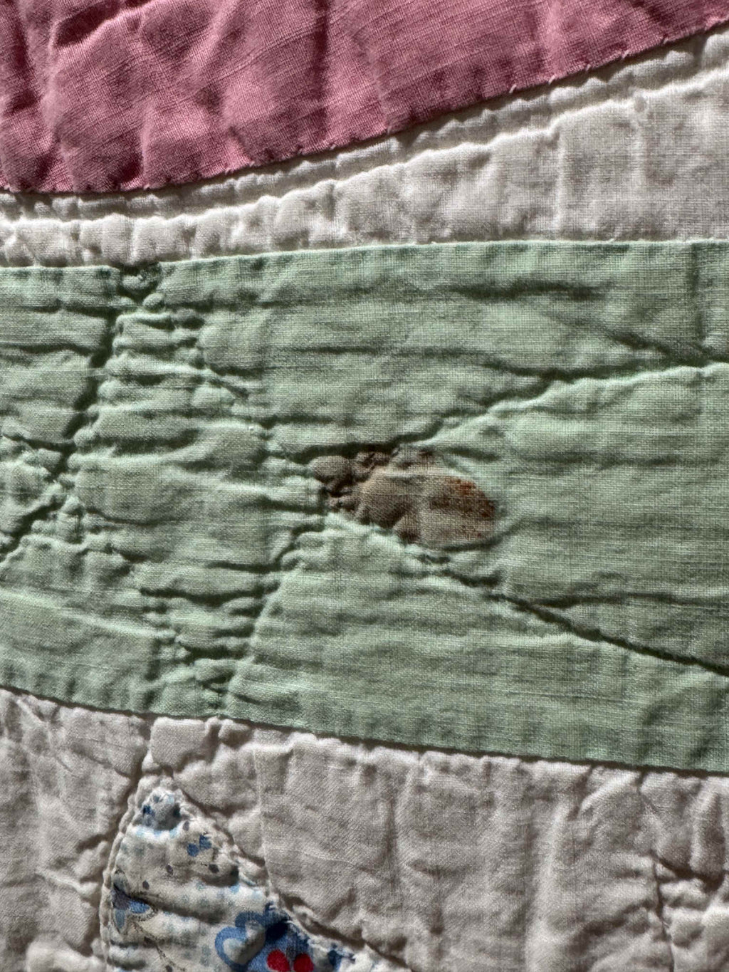 ** SOLD Vintage Sunbonnet Sue Quilt  SOLD**