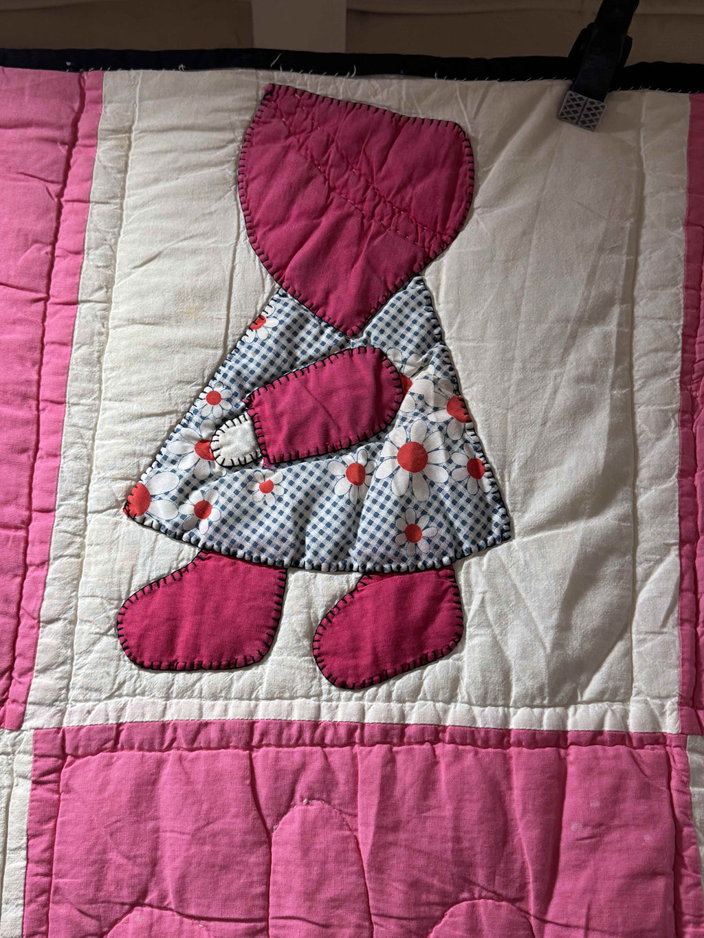 Vintage Sunbonnet Sue Quilt